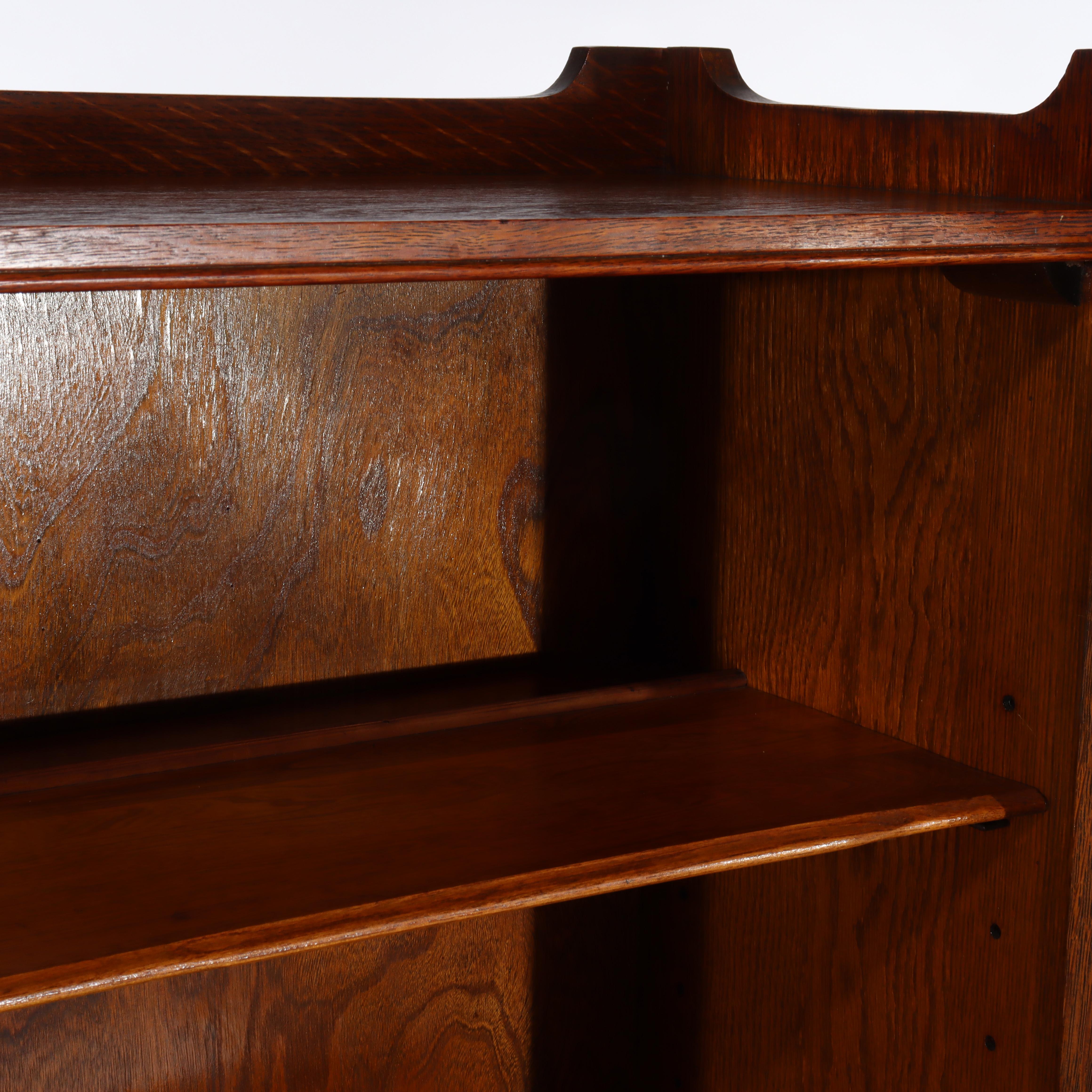 Ancienne bibliothèque à une porte en chêne à vitres plombées Mission Arts & Crafts c1920 en vente 9