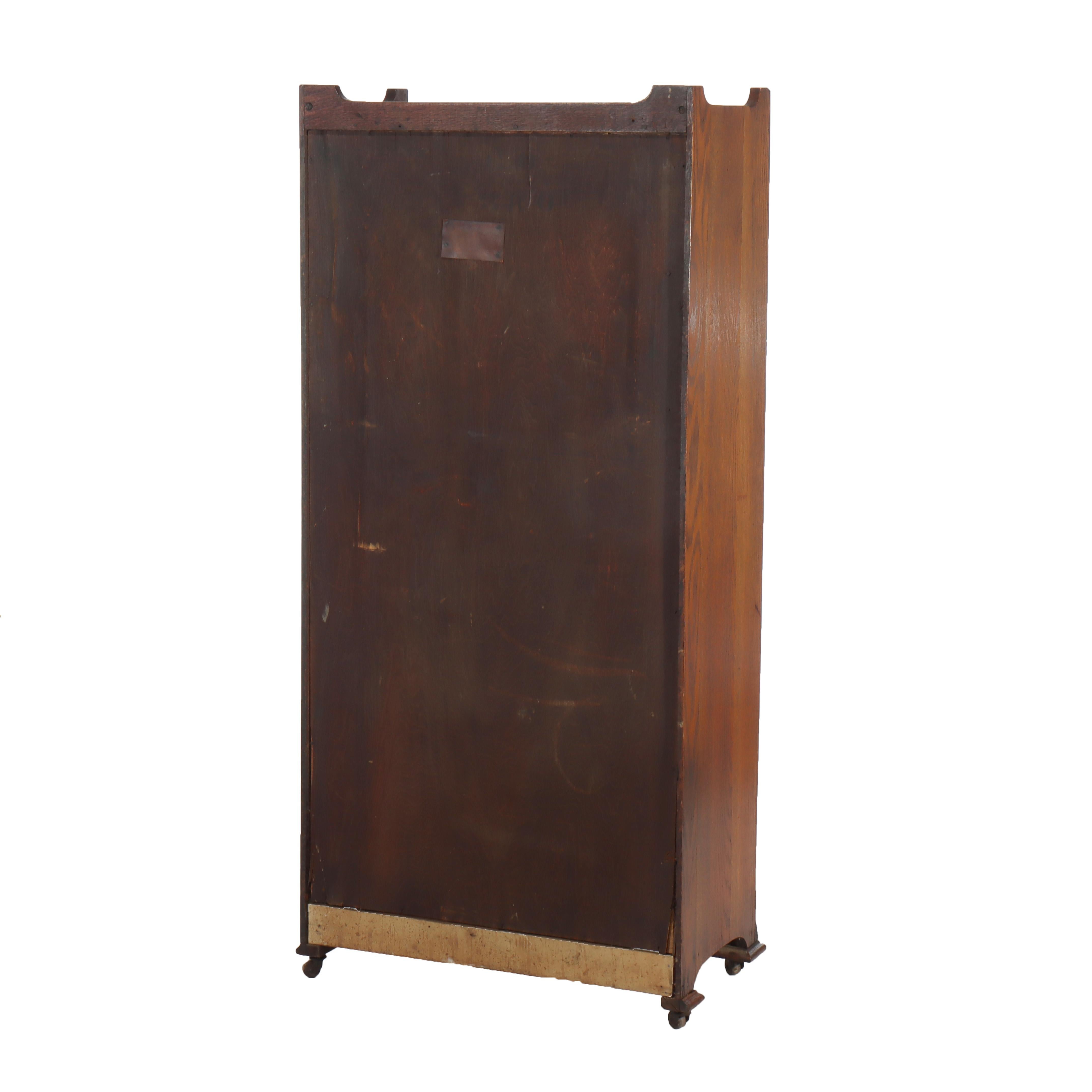 Ancienne bibliothèque à une porte en chêne à vitres plombées Mission Arts & Crafts c1920 en vente 2