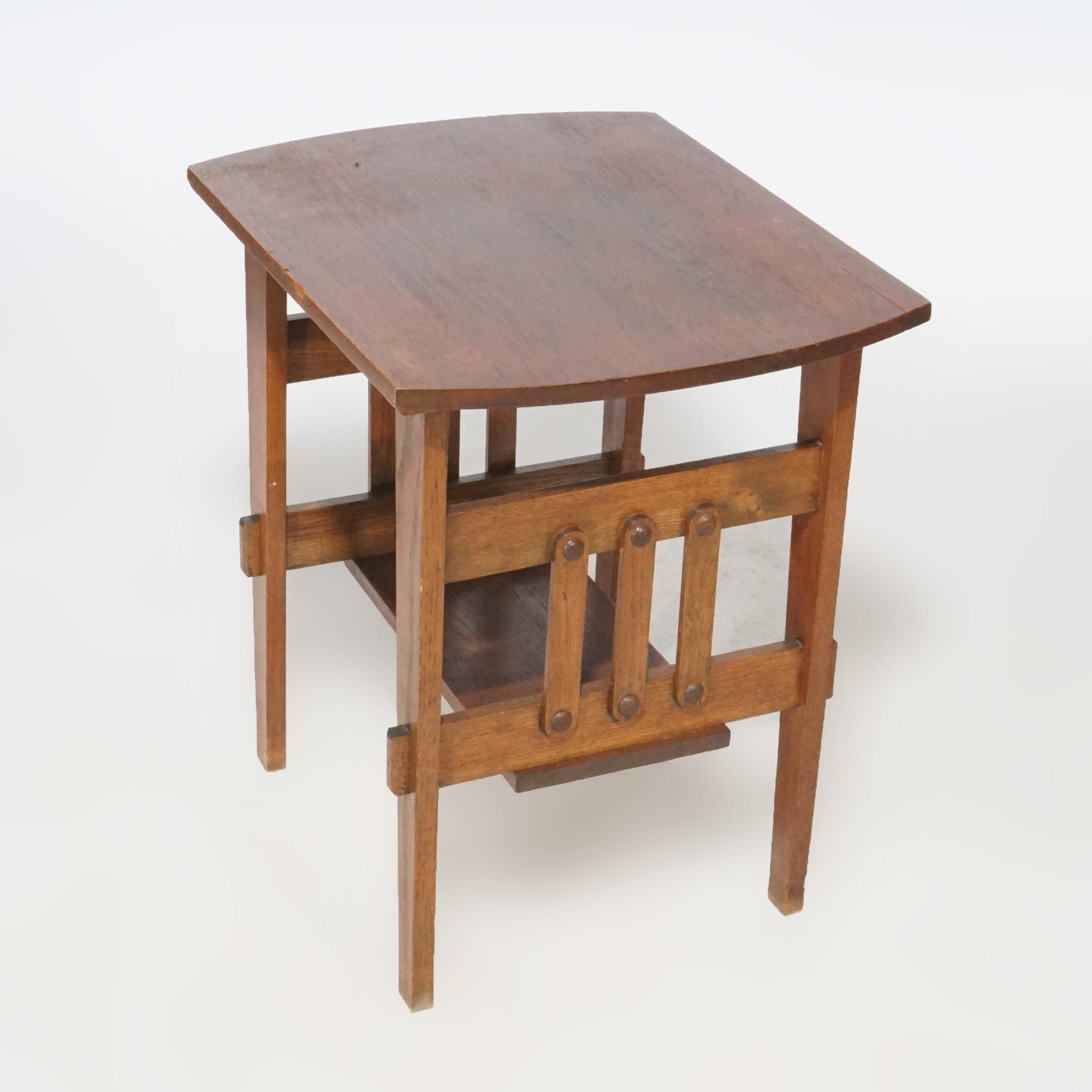 Antique Arts & Crafts Mission Oak Side Table, circa 1910 1