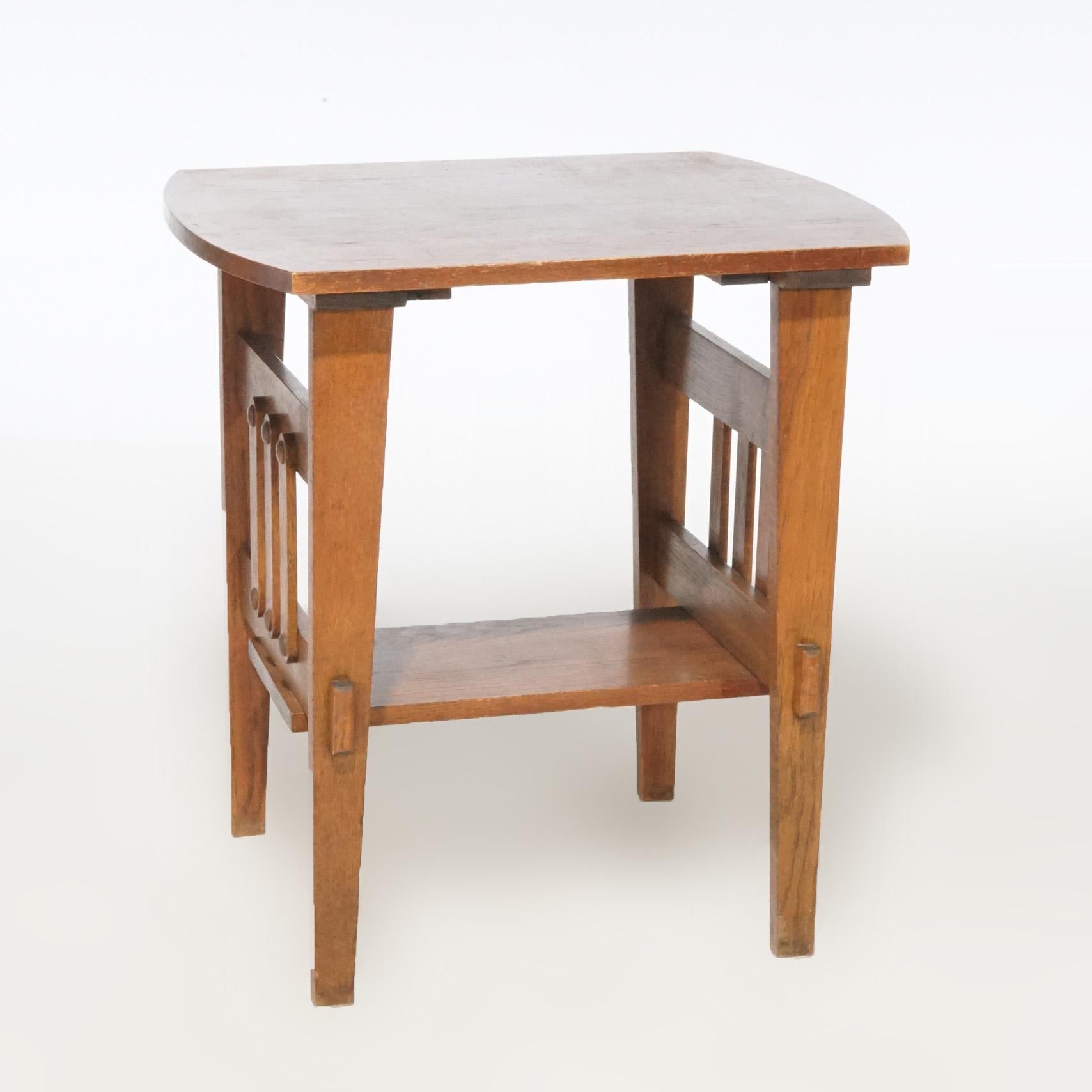 Antique Arts & Crafts Mission Oak Side Table, circa 1910 2