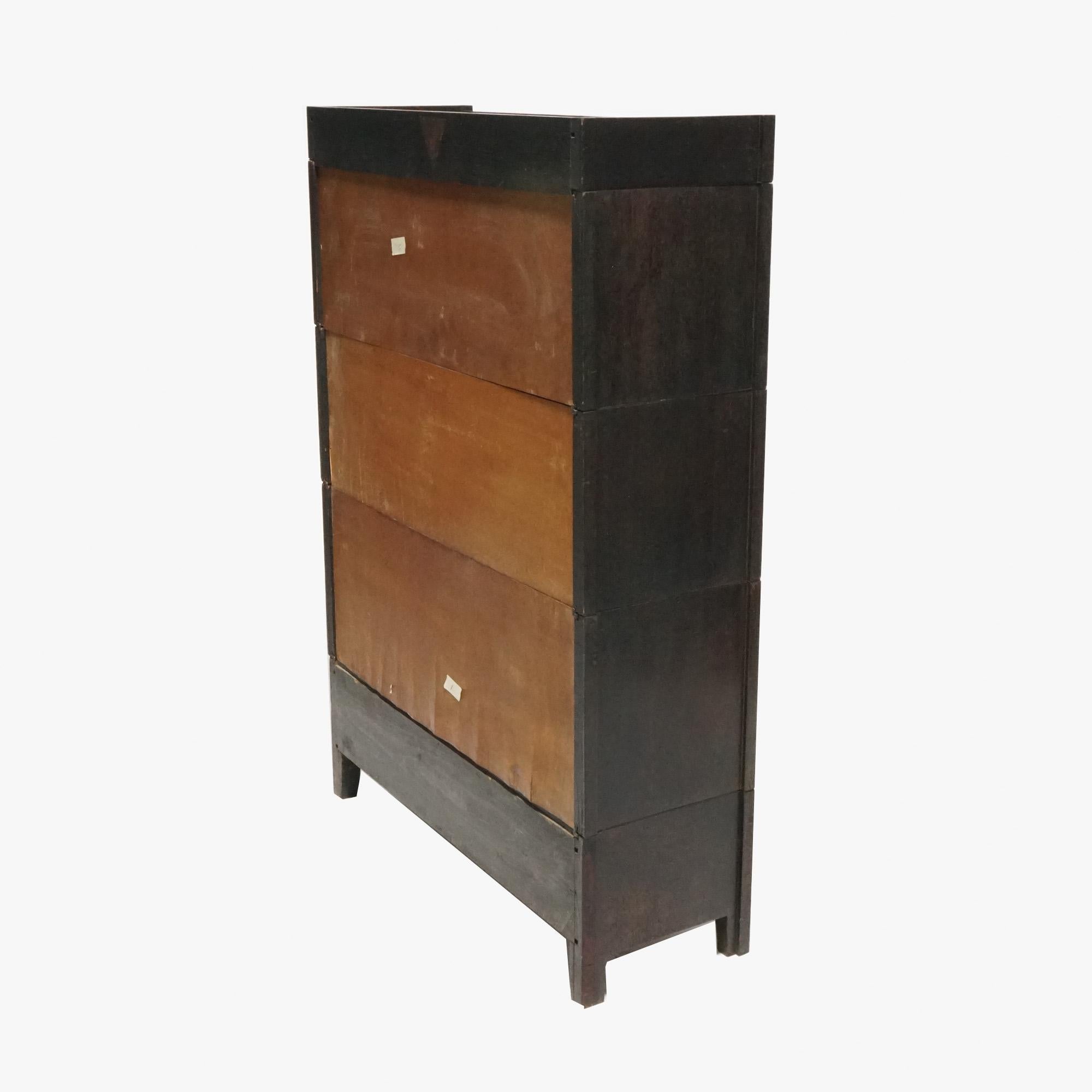 Antique Arts & Crafts Mission Oak Stack Barrister Bookcase, Leaded Top, c1910 In Good Condition In Big Flats, NY