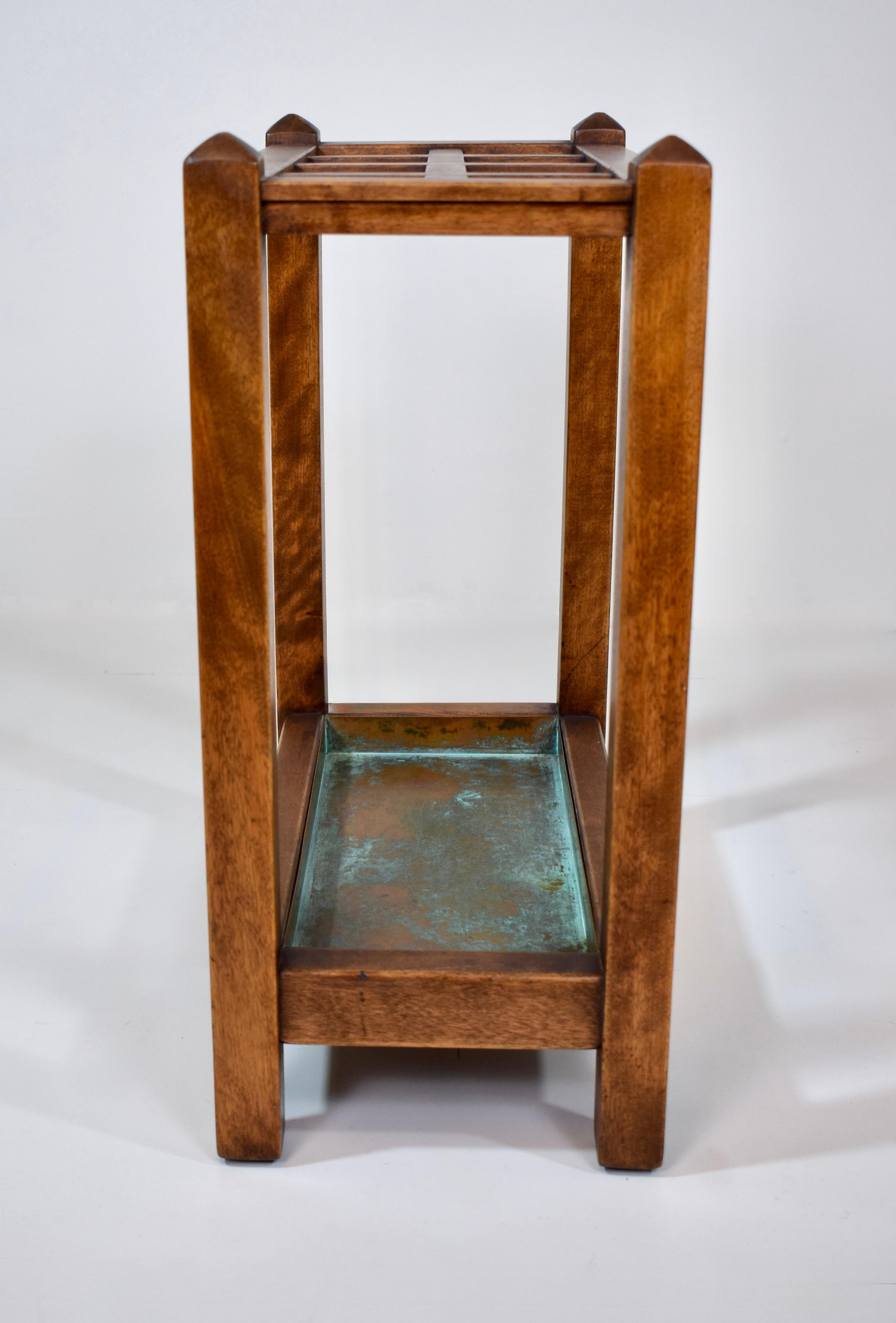 Stand parapluie/canne antique en chêne de Mission Arts & Crafts en vente 1