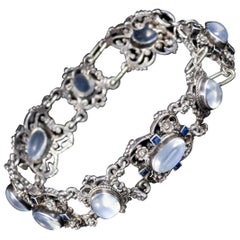 Antique Arts & Crafts Moonstone Bracelet Silver, circa 1900