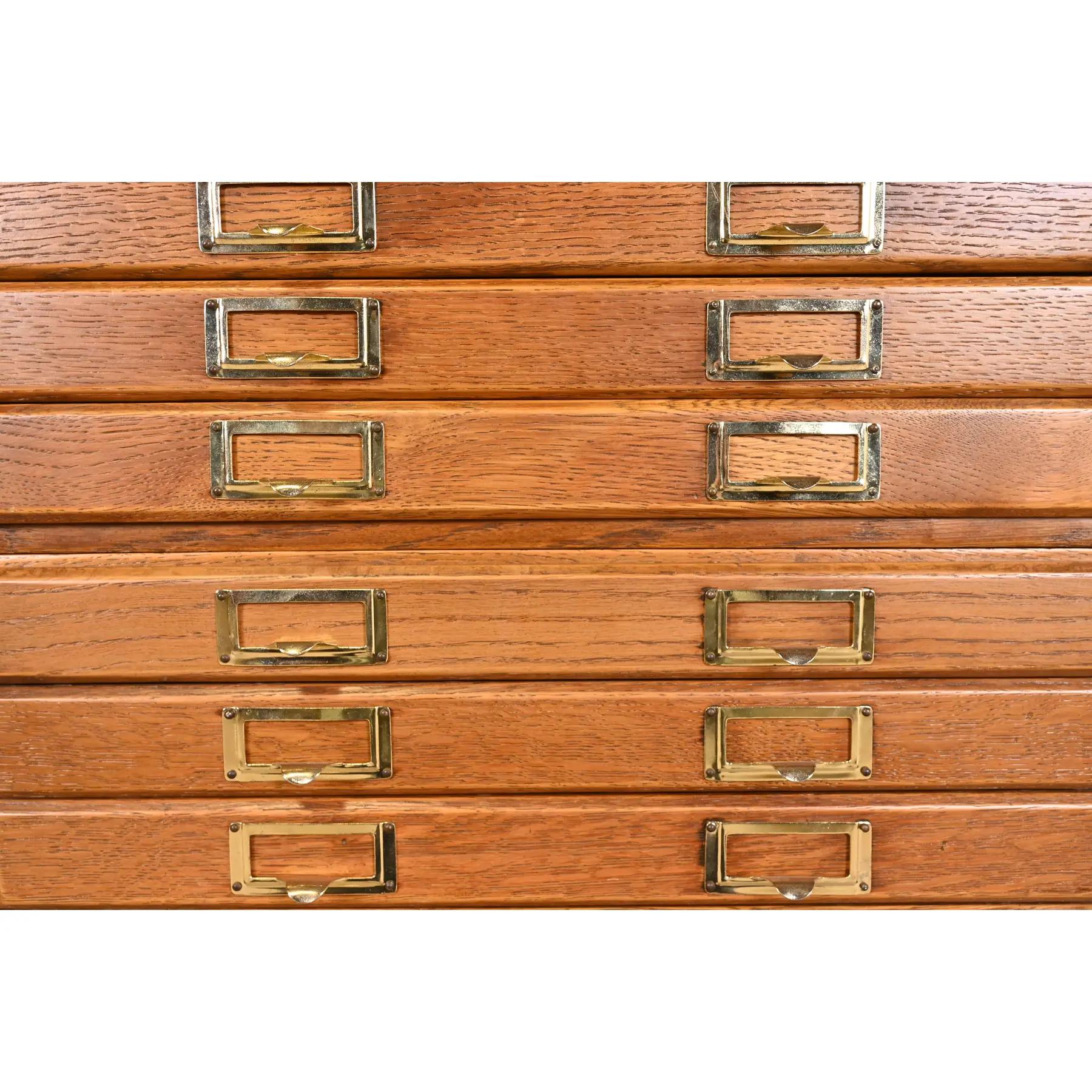 Archivador plano antiguo Arts & Crafts de 15 cajones de roble para planos de arquitecto en venta 2