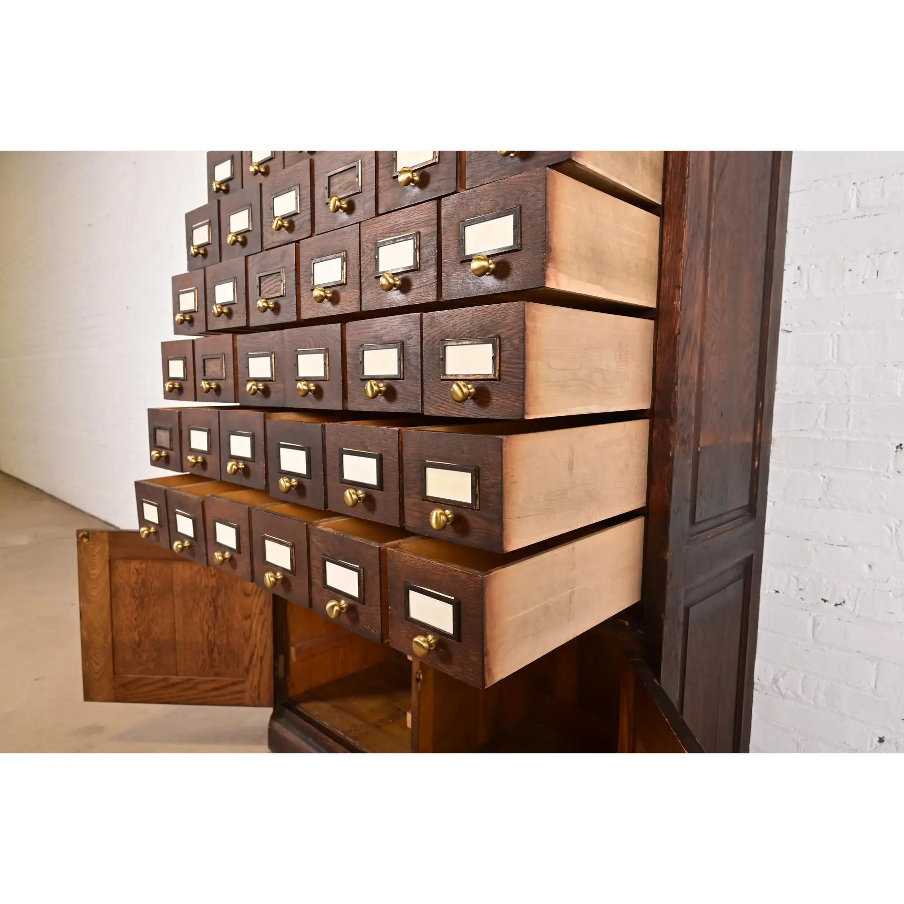 Antique Arts & Crafts Oak 60-Drawer Card Catalog or File Cabinet, Circa 1900 For Sale 2