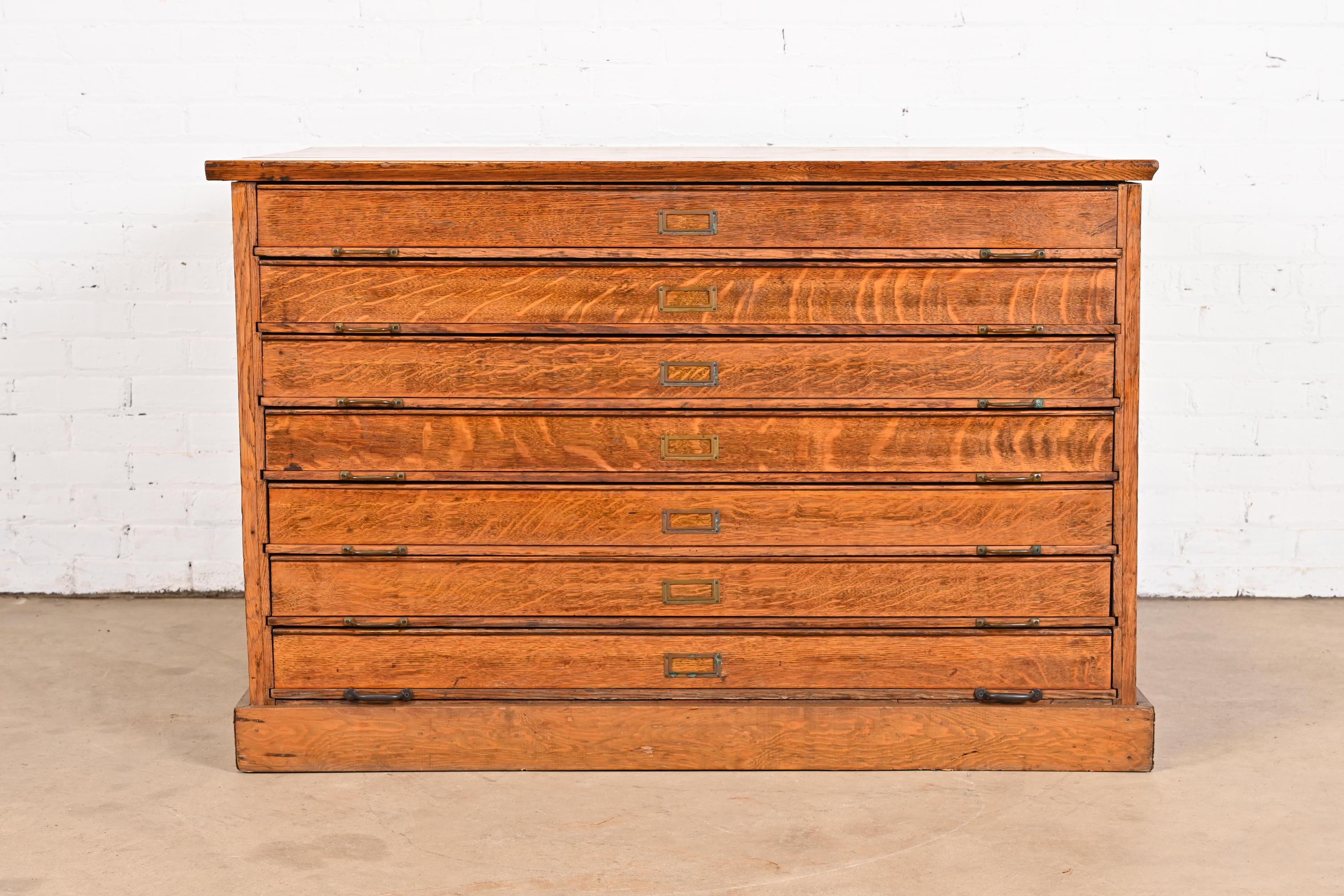 A rare and exceptional antique Arts & Crafts architect's blueprint or map flat file cabinet

USA, Circa 1900

Solid quarter sawn oak, with brass hardware.

Measures: 49