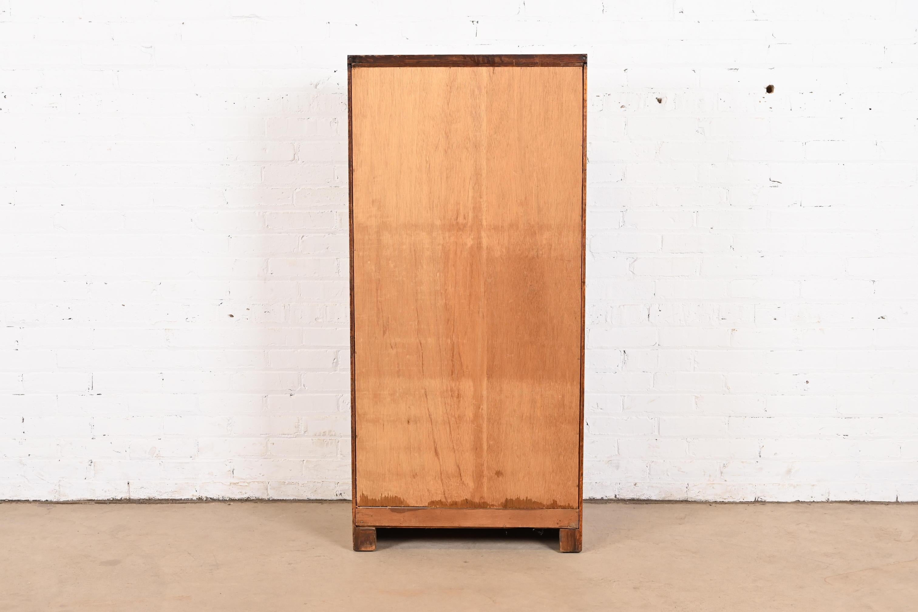 Antique Arts & Crafts Oak Bookcase Cabinet, Circa 1920s For Sale 5