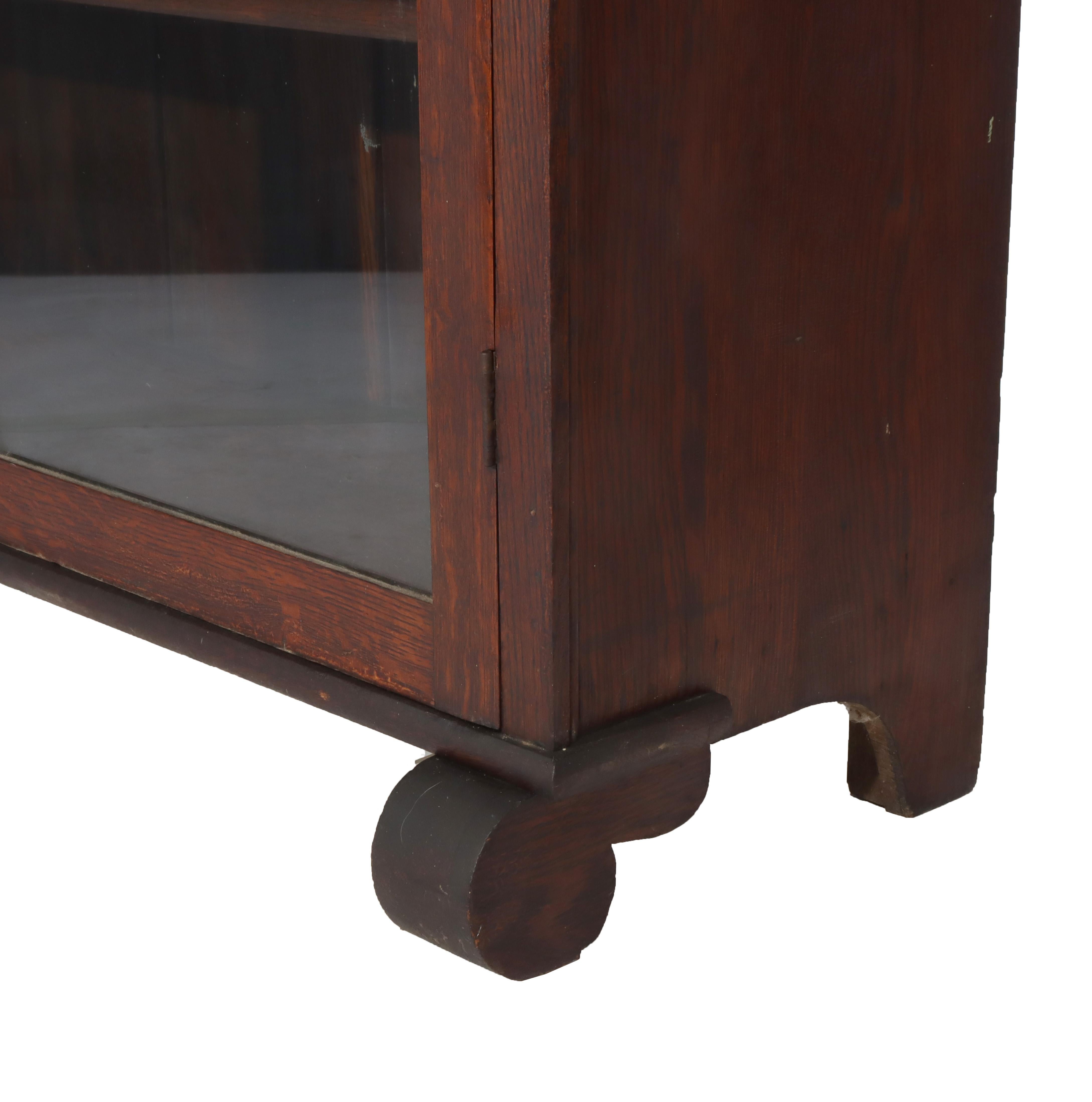 Antigua librería Arts & Crafts de doble puerta de roble con cristal emplomado C1920 en venta 4