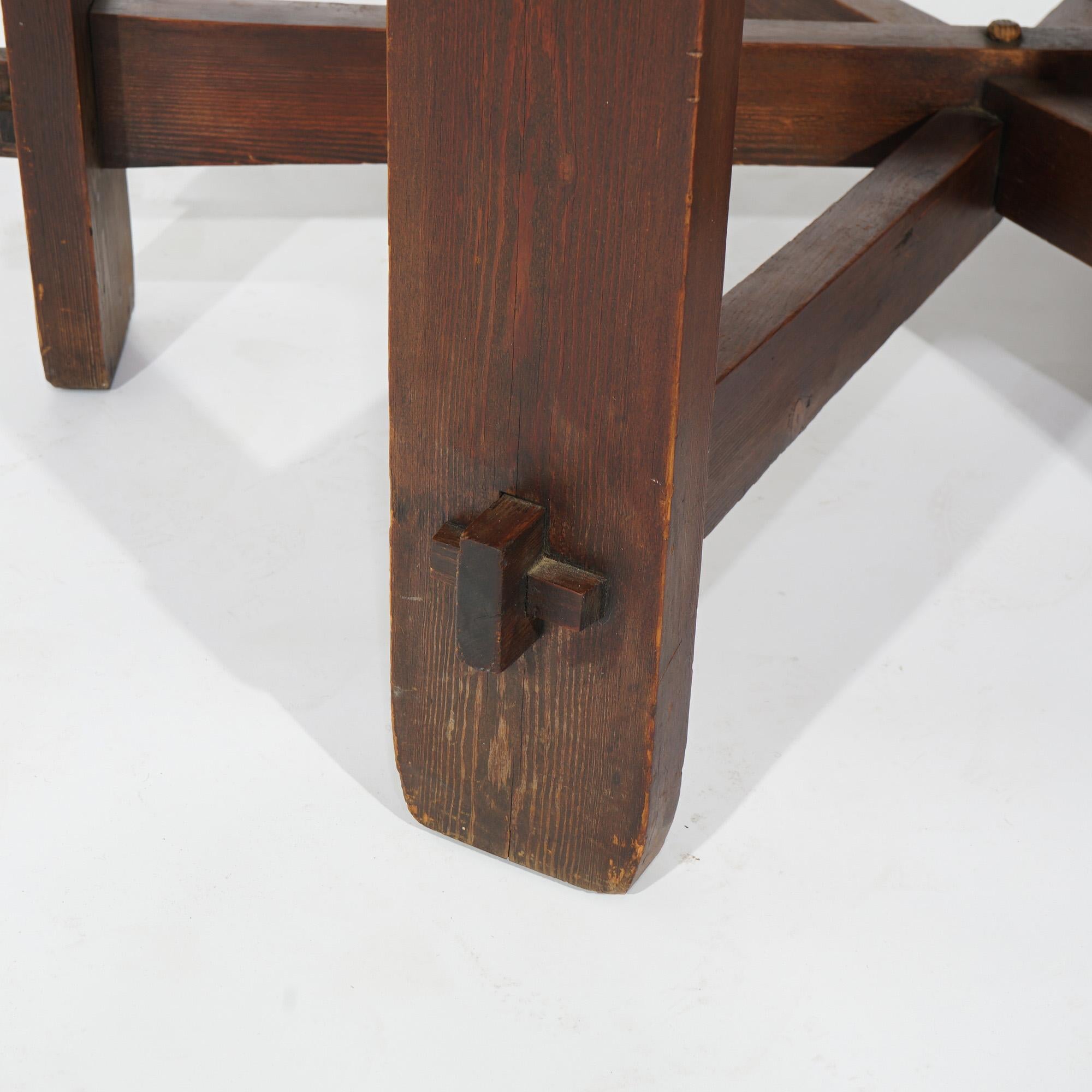 Antique Arts & Crafts Chestnut L&JG Stickley Onondaga Shop Octagonal Table C1910 In Good Condition In Big Flats, NY