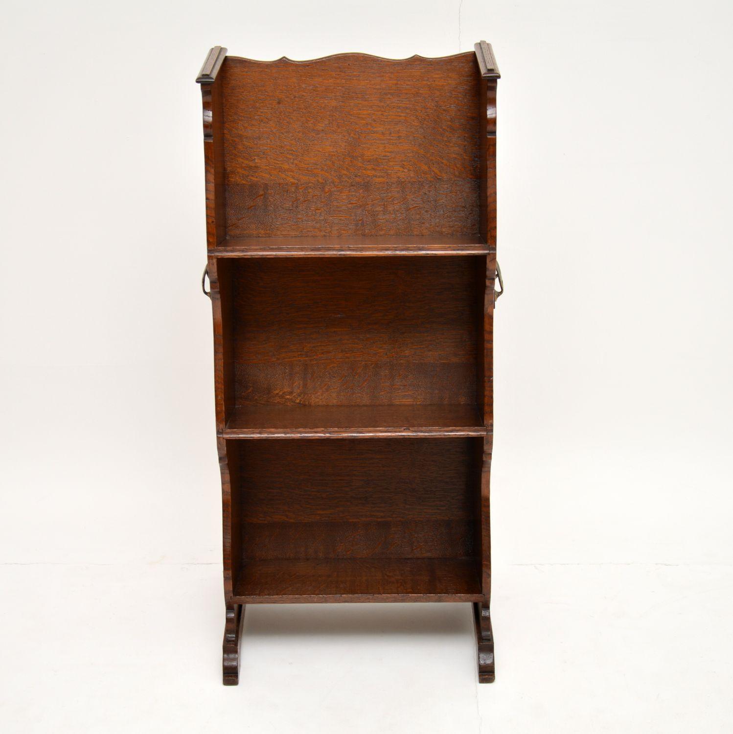 Antique Arts & Crafts Oak Open Bookcase In Good Condition In London, GB