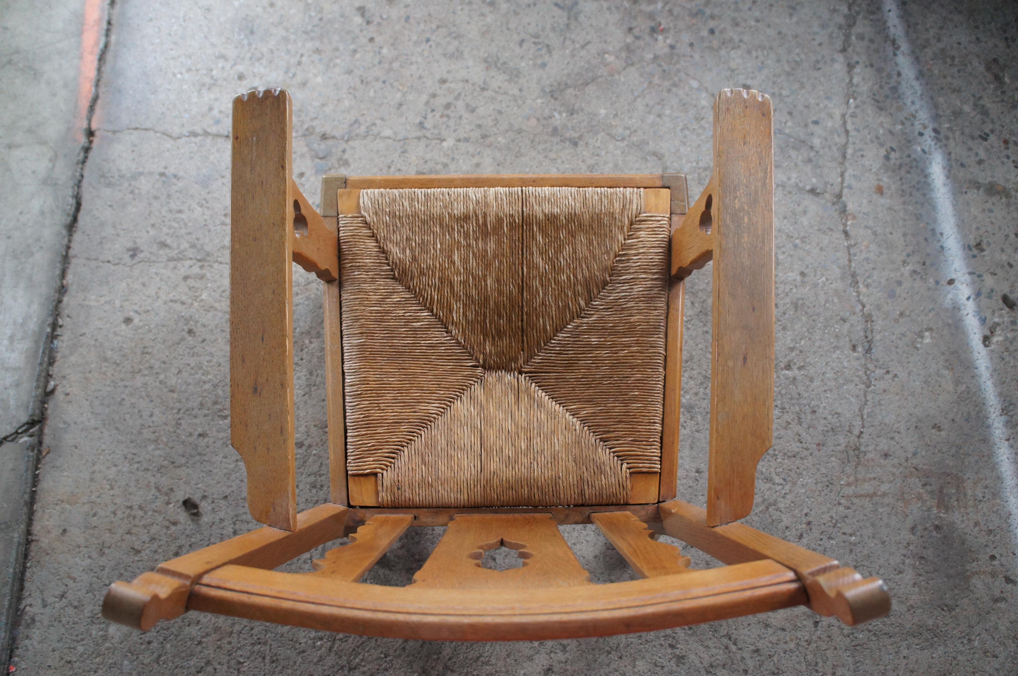 19th Century Antique Arts & Crafts Oak Rush Seat Pierced Clover Club Lounge Arm Chair For Sale