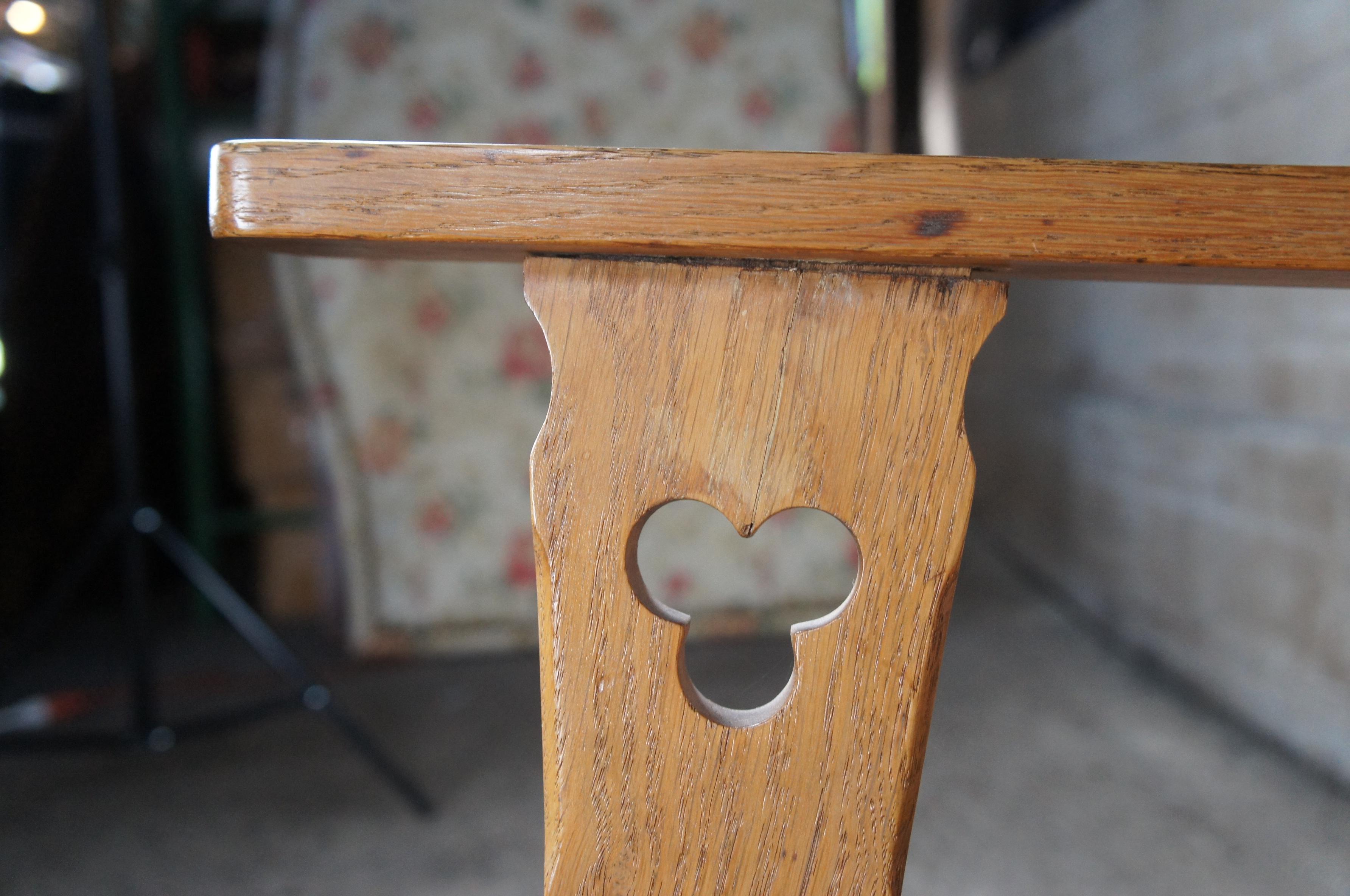 Antique Arts & Crafts Oak Rush Seat Pierced Clover Club Lounge Arm Chair For Sale 1