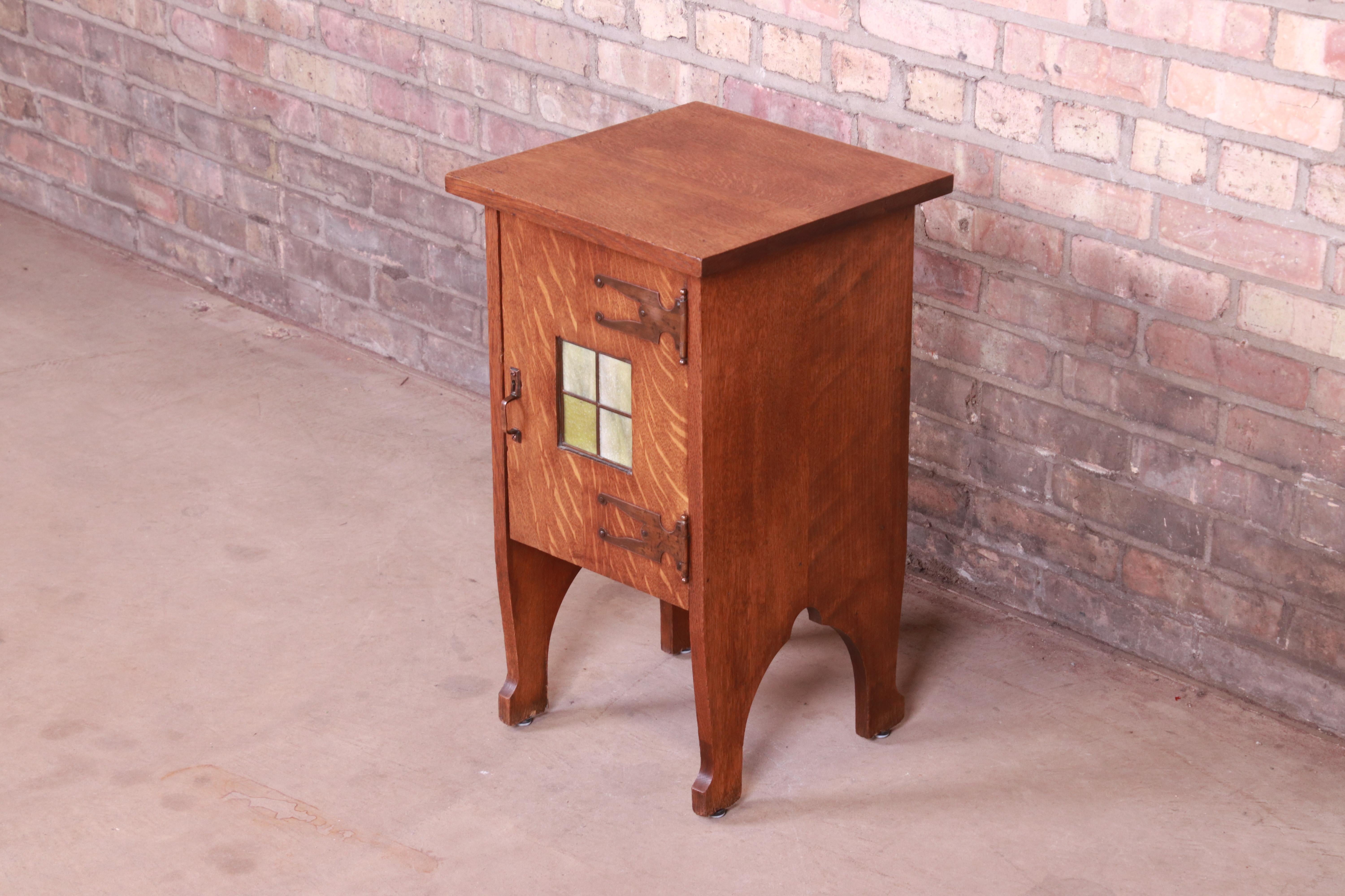 American Antique Arts & Crafts Oak Side Table with Stained Glass Tile Insert, circa 1900