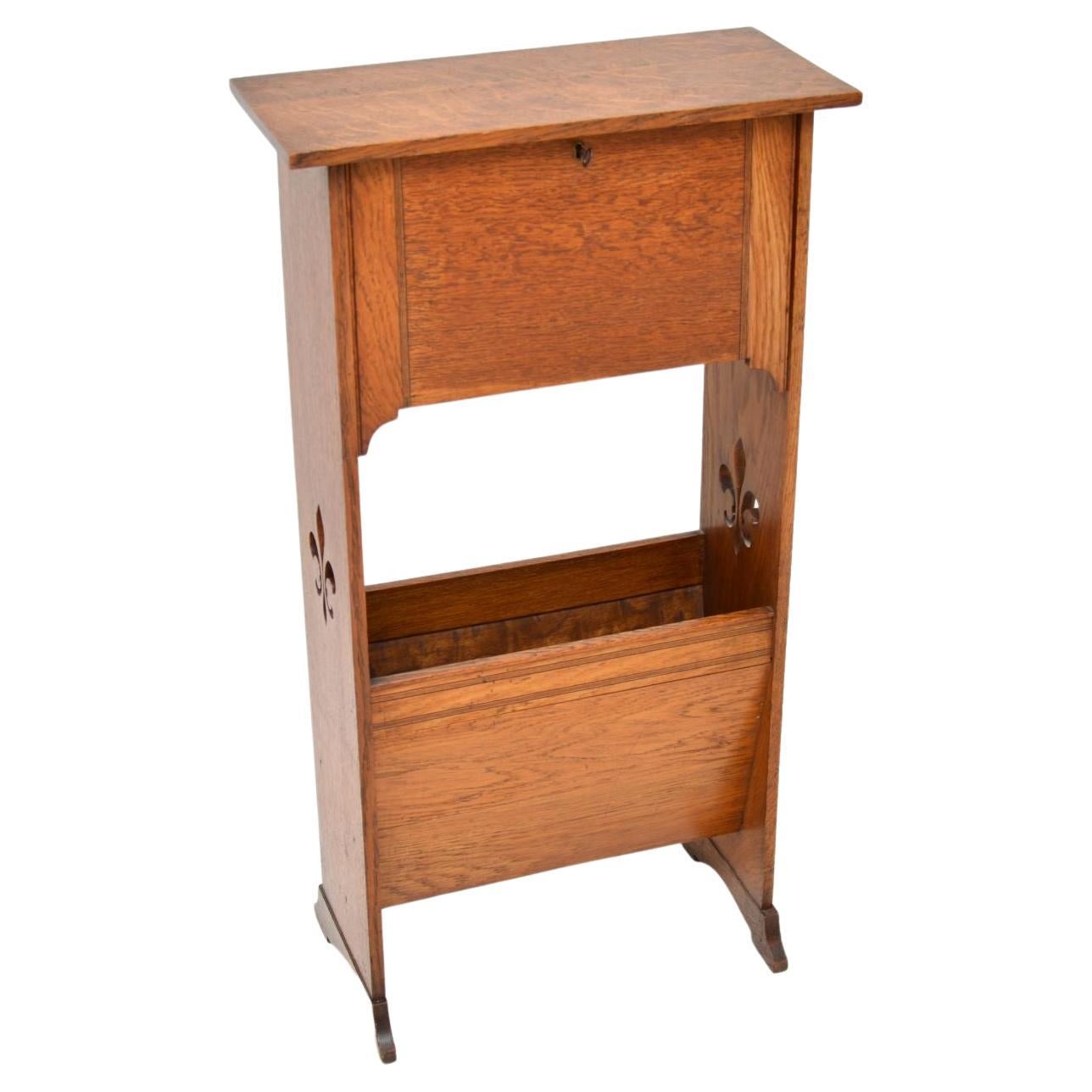 Antiguo escritorio Arts & Crafts de roble