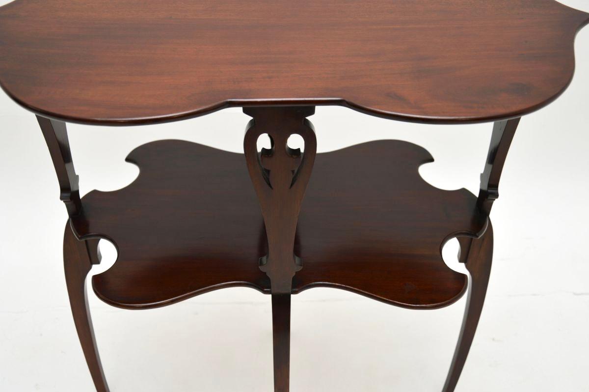 Mesa auxiliar antigua Arts & Crafts Fines del siglo XIX en venta