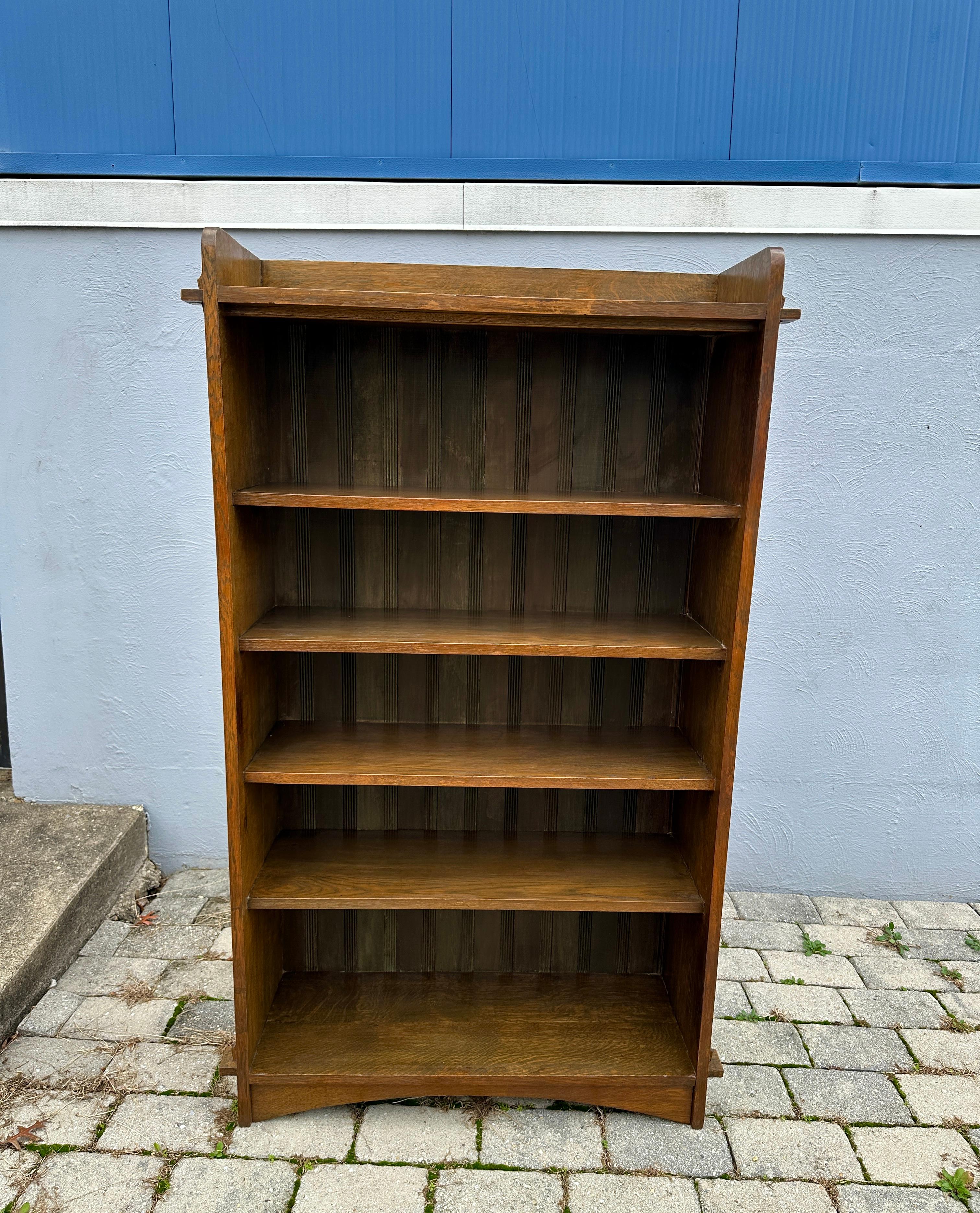 ANTIQUE Arts & Crafts Offenes Bücherregal von Harden - Stickley Era - W8374 (Arts and Crafts) im Angebot