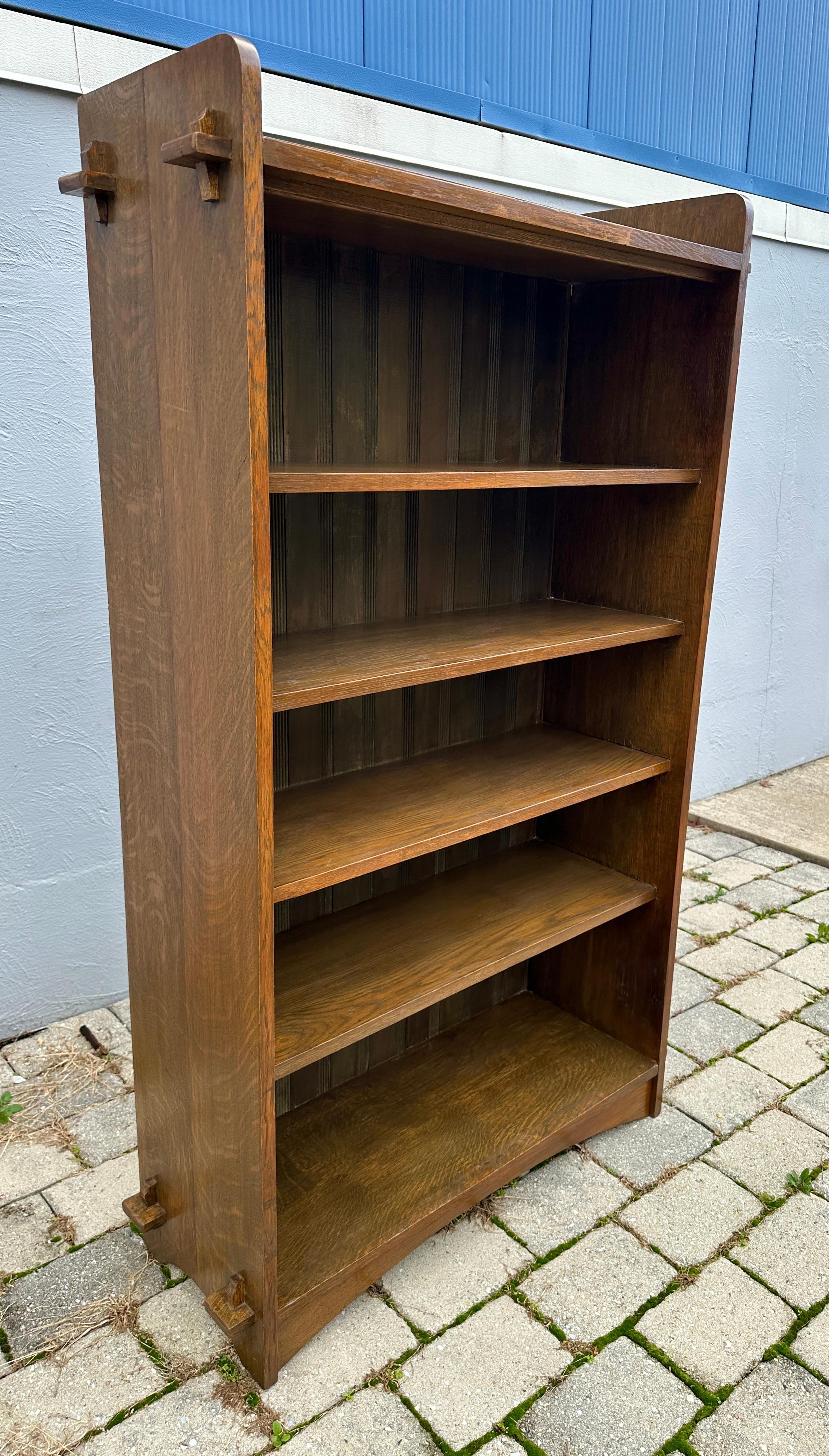 ANTIQUE Arts & Crafts Offenes Bücherregal von Harden - Stickley Era - W8374 (20. Jahrhundert) im Angebot