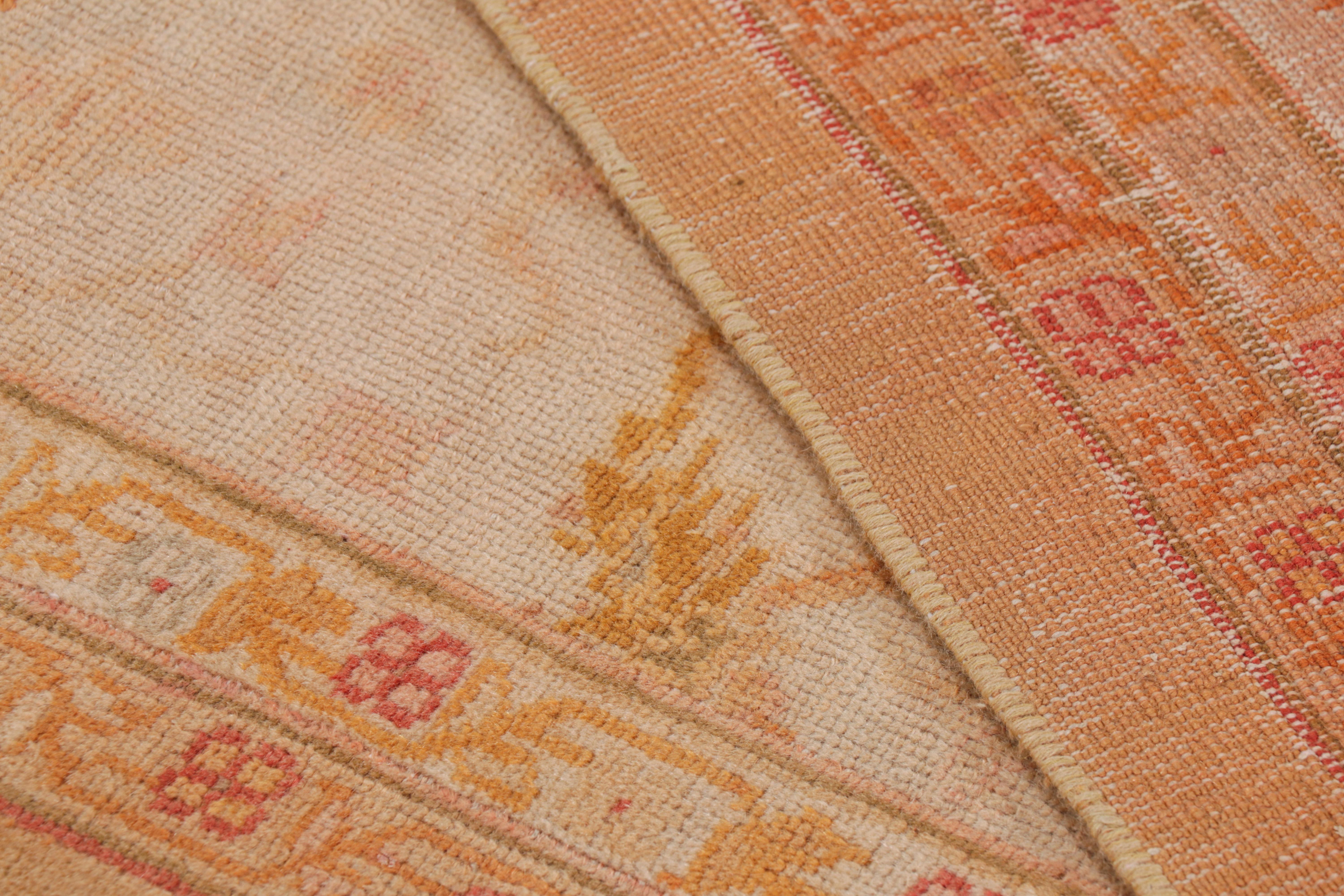 Alfombra antigua Arts & Crafts Oushak con motivos florales, de Rug & Kilim Lana en venta