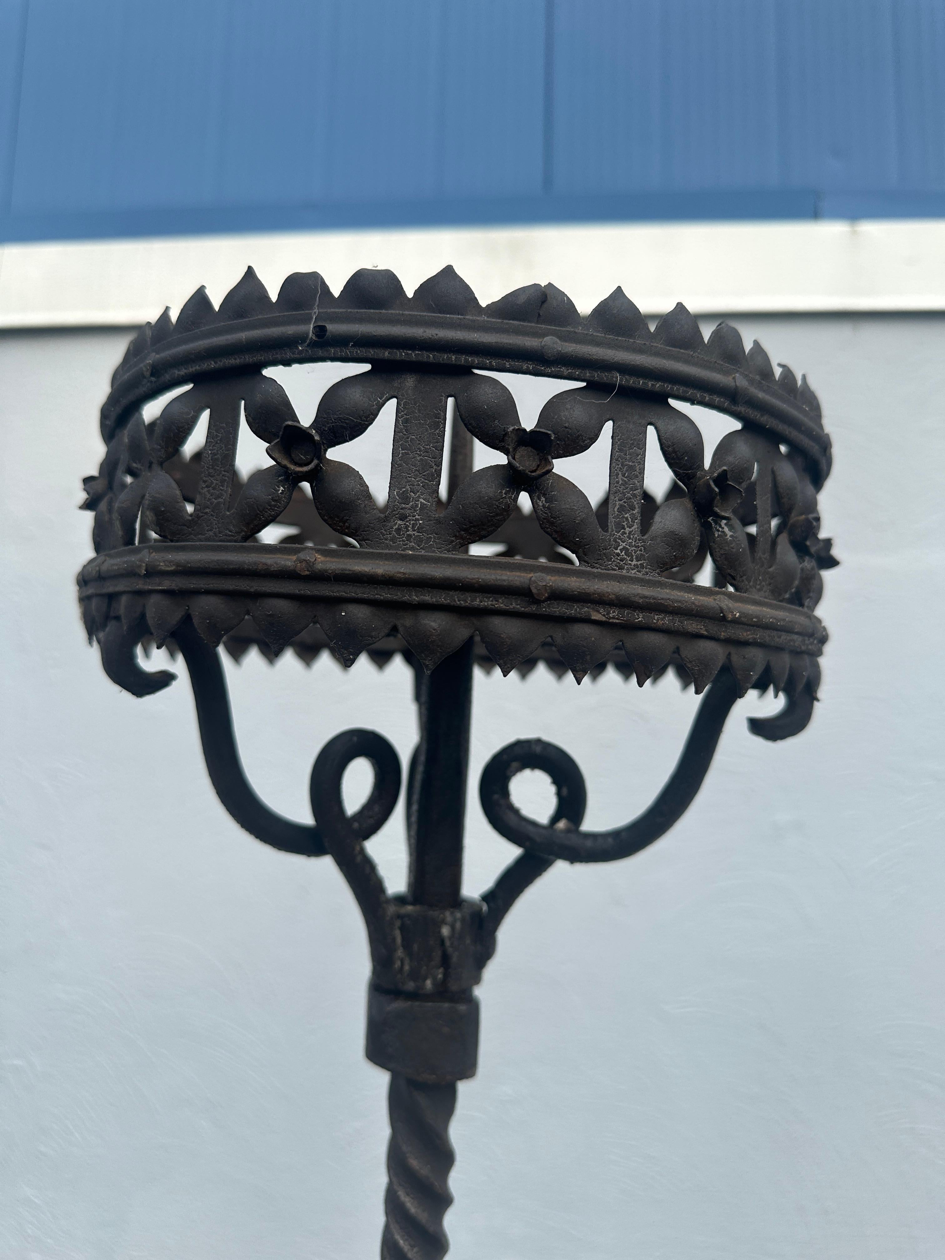 Antique Arts & Crafts Pair or Iron Floor Candle Holders, Stickley Era - W2123 For Sale 6