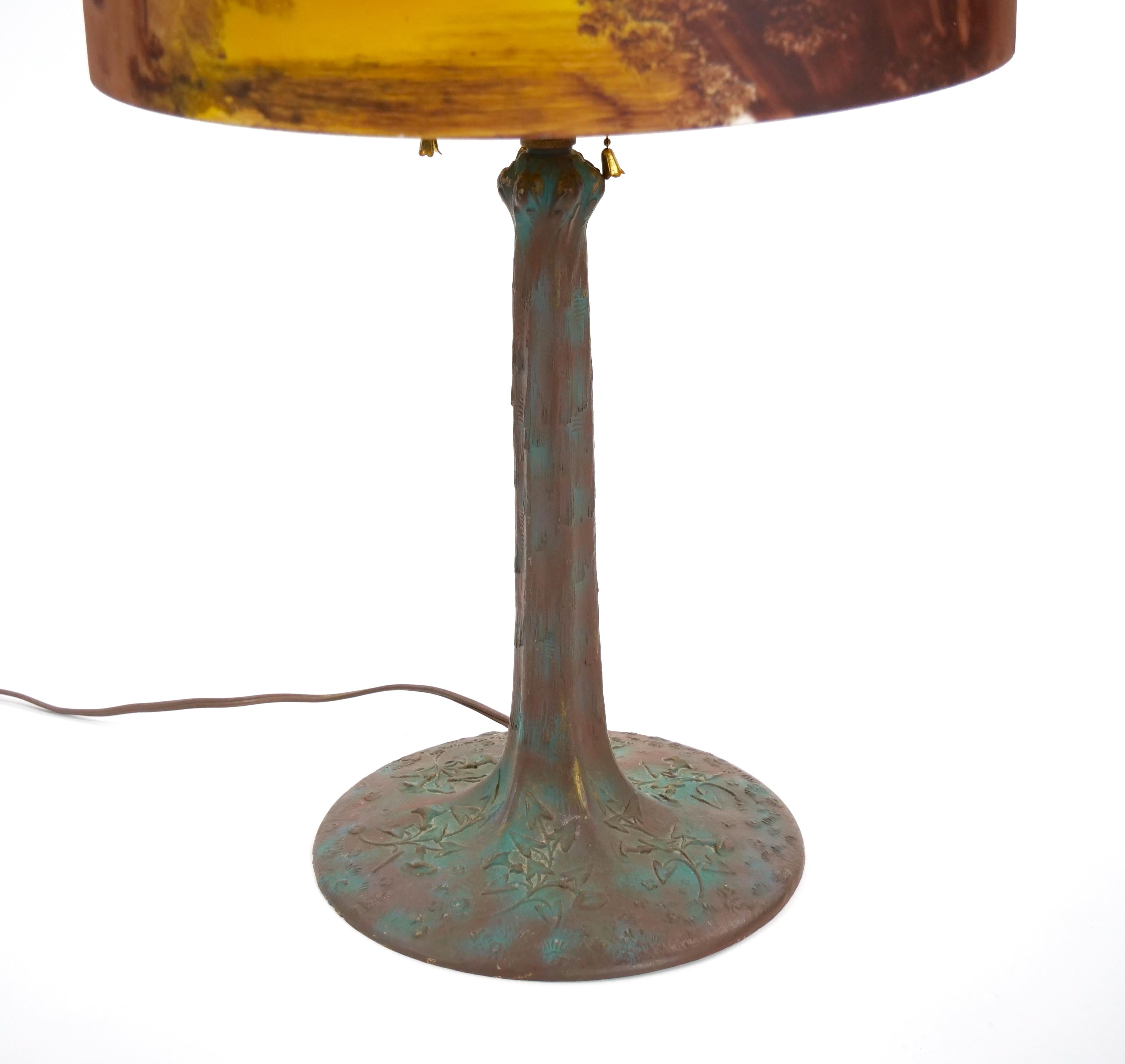 Américain Table ancienne peinte à l'envers de Phoenix Arts & Crafts  / Scène de paysage, c1920 en vente