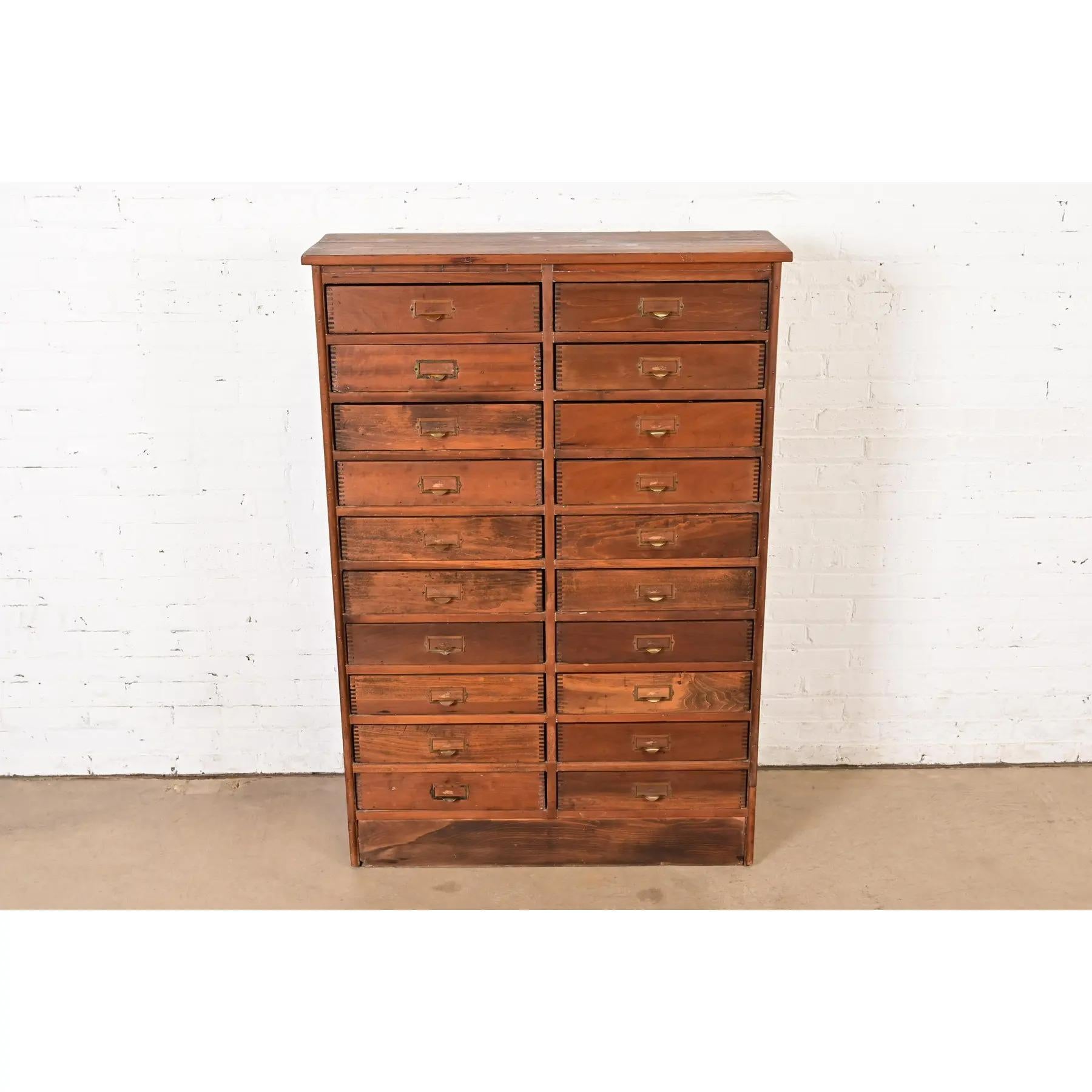Arts and Crafts Antique Arts & Crafts Pine 20-Drawer Filing Cabinet or Apothecary Cabinet For Sale