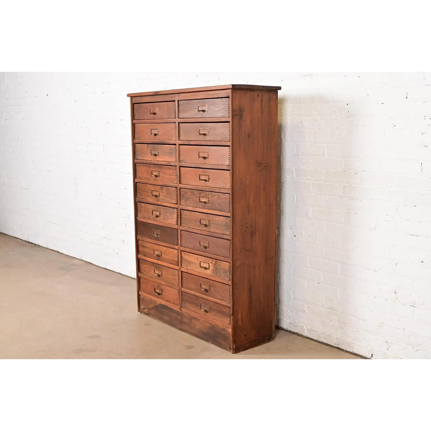American Antique Arts & Crafts Pine 20-Drawer Filing Cabinet or Apothecary Cabinet For Sale