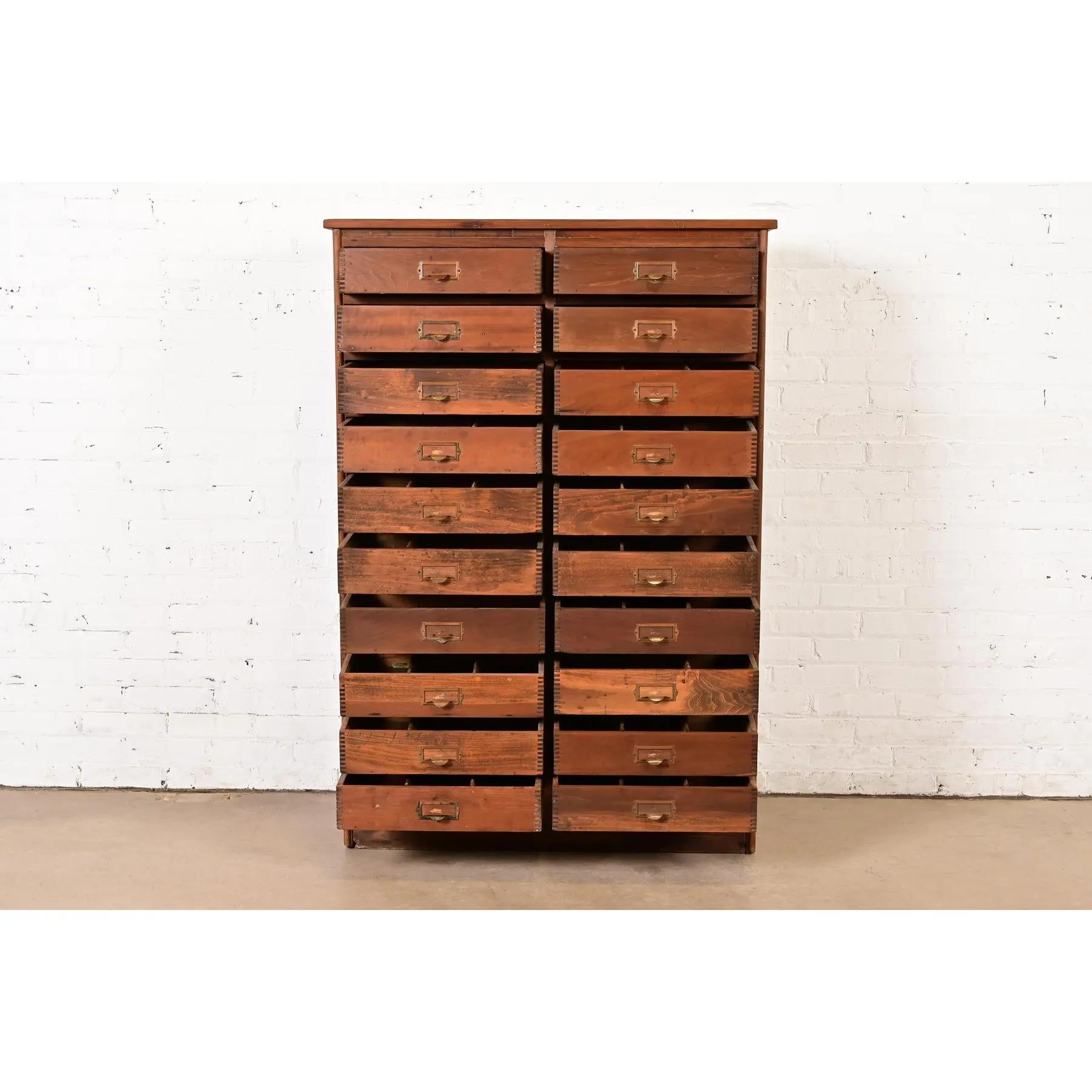 20th Century Antique Arts & Crafts Pine 20-Drawer Filing Cabinet or Apothecary Cabinet For Sale