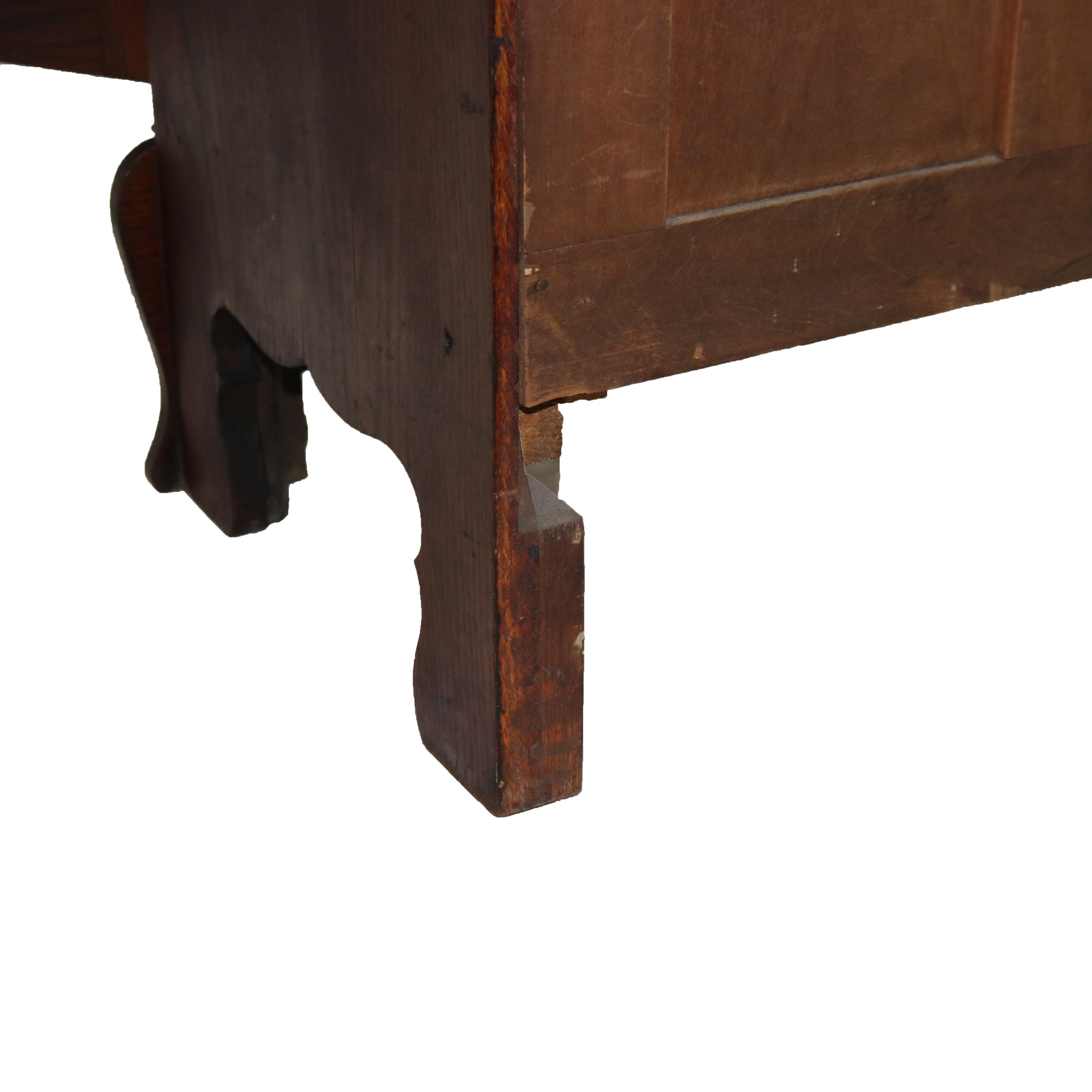 Bibliothèque Arts & Crafts ancienne à double porte en chêne pressé et sculpté C1920 en vente 5