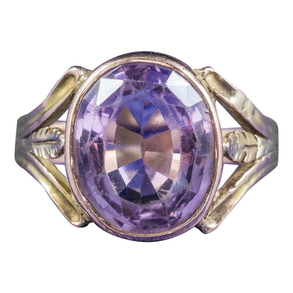 Antique Arts & Crafts Purple Spinel 15 Carat Gold circa 1900 Ring For Sale