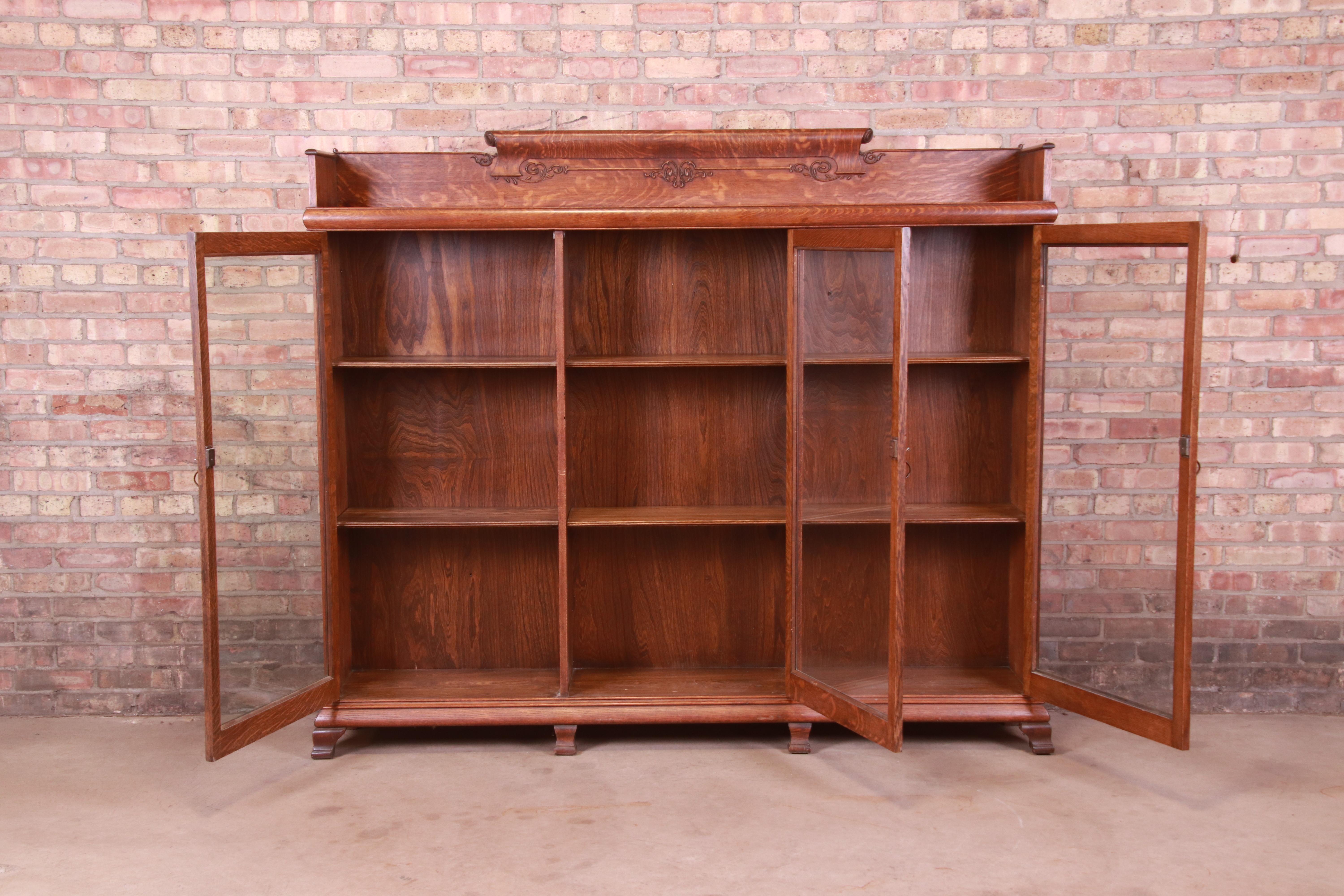 Antique Arts & Crafts Quarter Sawn Oak Glass Front Triple Bookcase, Circa 1900 In Good Condition In South Bend, IN