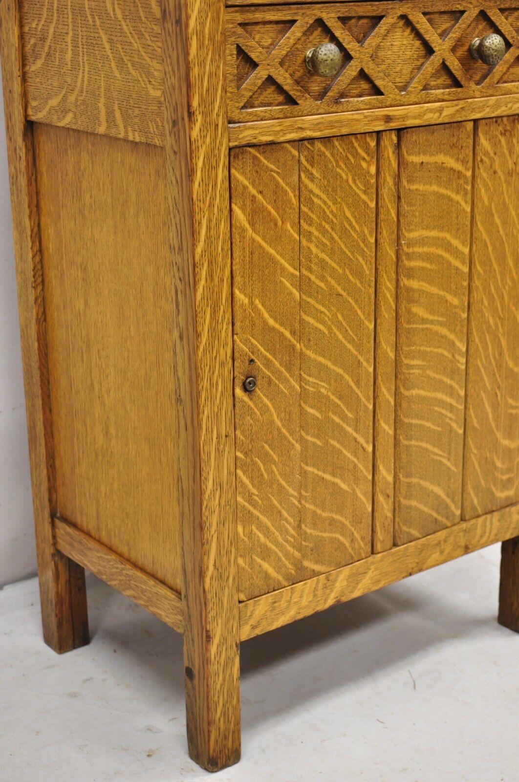 Antique Arts & Crafts Quartersawn Tiger Oak Bar Liquor Cabinet with Drawer 5
