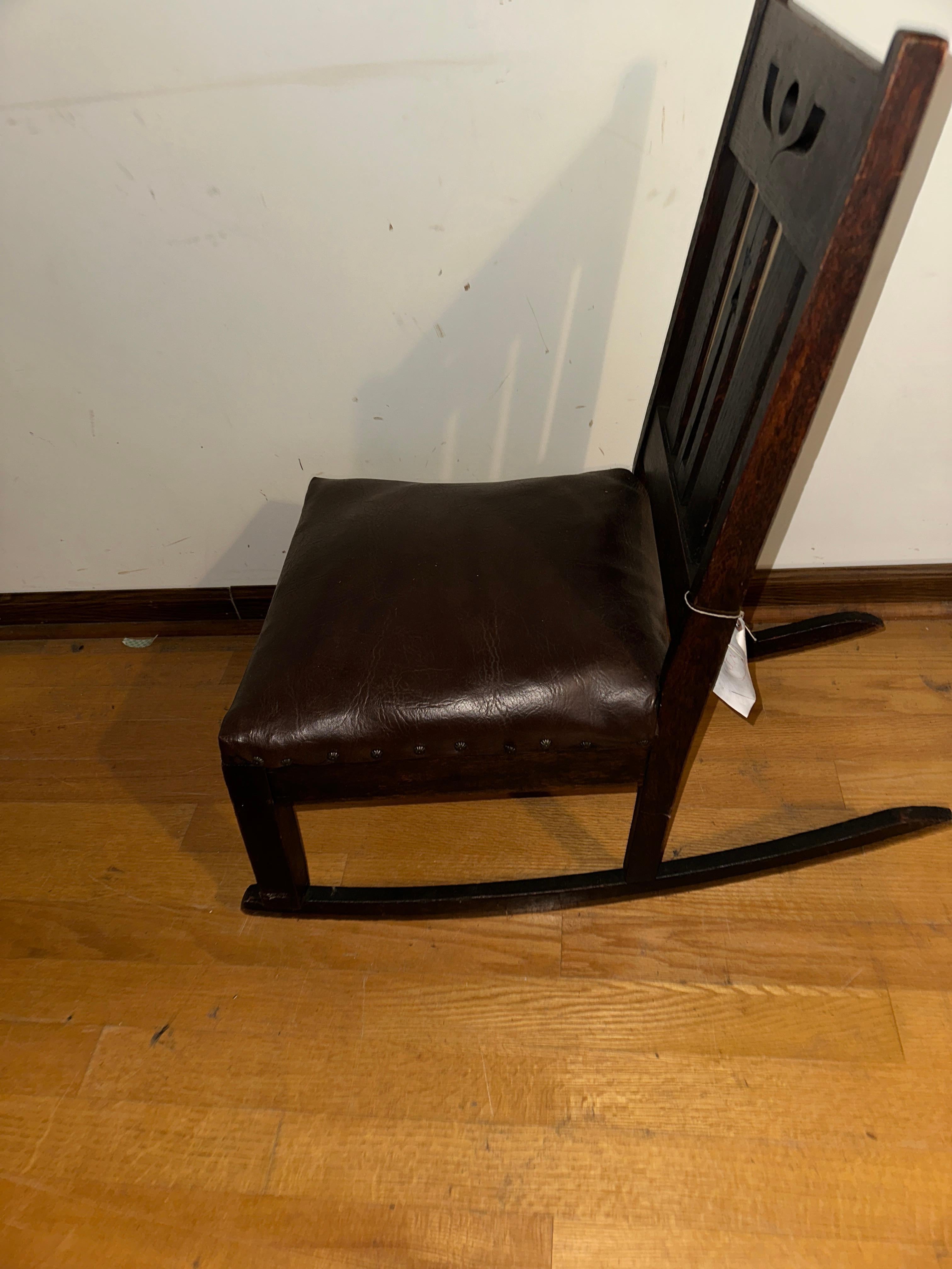Arts and Crafts Antique Arts & Crafts Rocking Chair (Stickley Era) - W1894 For Sale