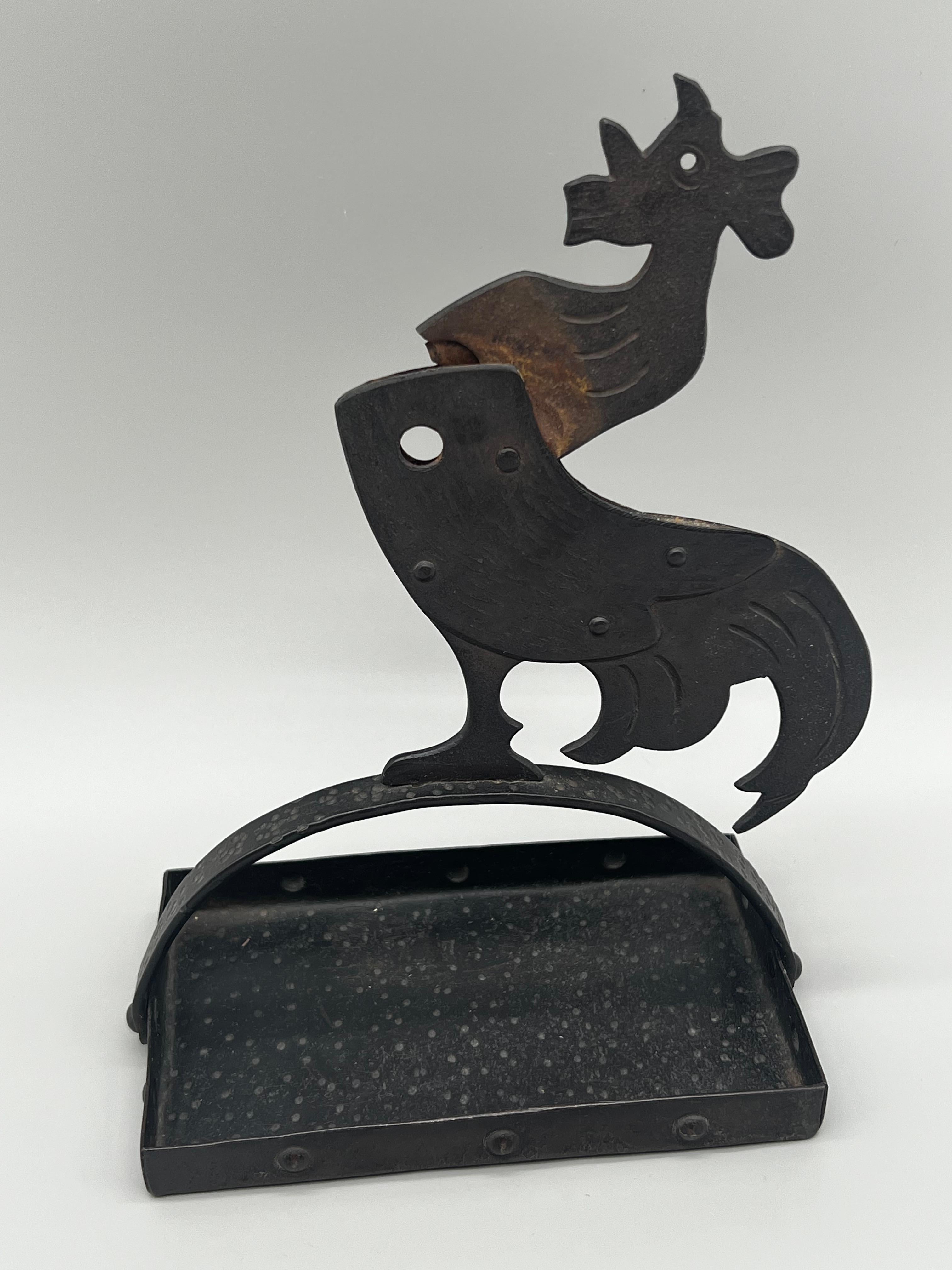Antiker Arts and Crafts Hahn-Tisch-Zigarettenschneider von Hugo Berger, markiert Gobert im Angebot 5