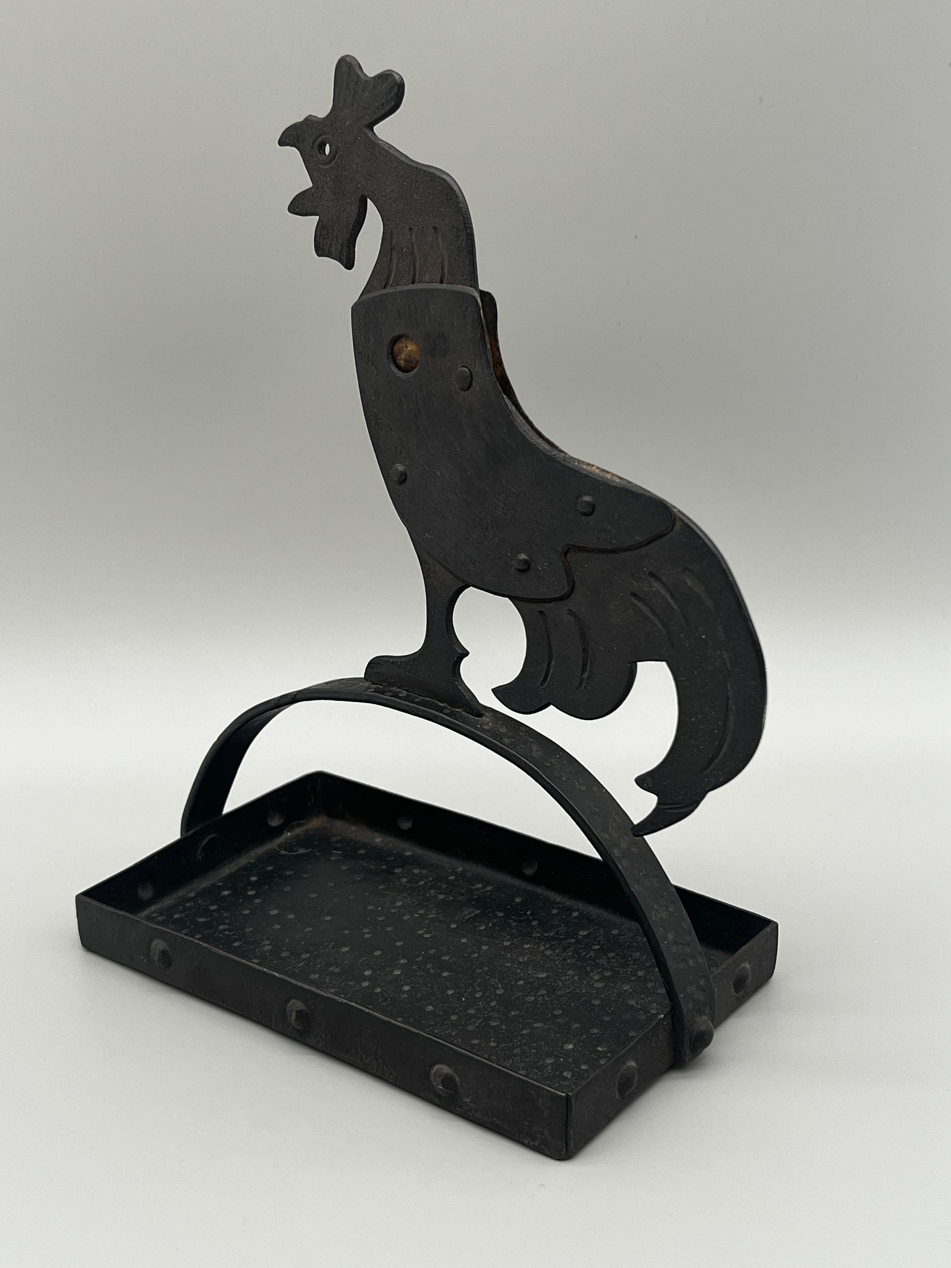 Antiker Arts and Crafts Hahn-Tisch-Zigarettenschneider von Hugo Berger, markiert Gobert (Deutsch) im Angebot