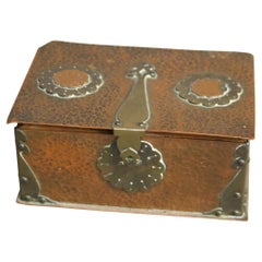 Antique Arts & Crafts Roycroft School Hammered Copper & Brass Trinket Box C1920