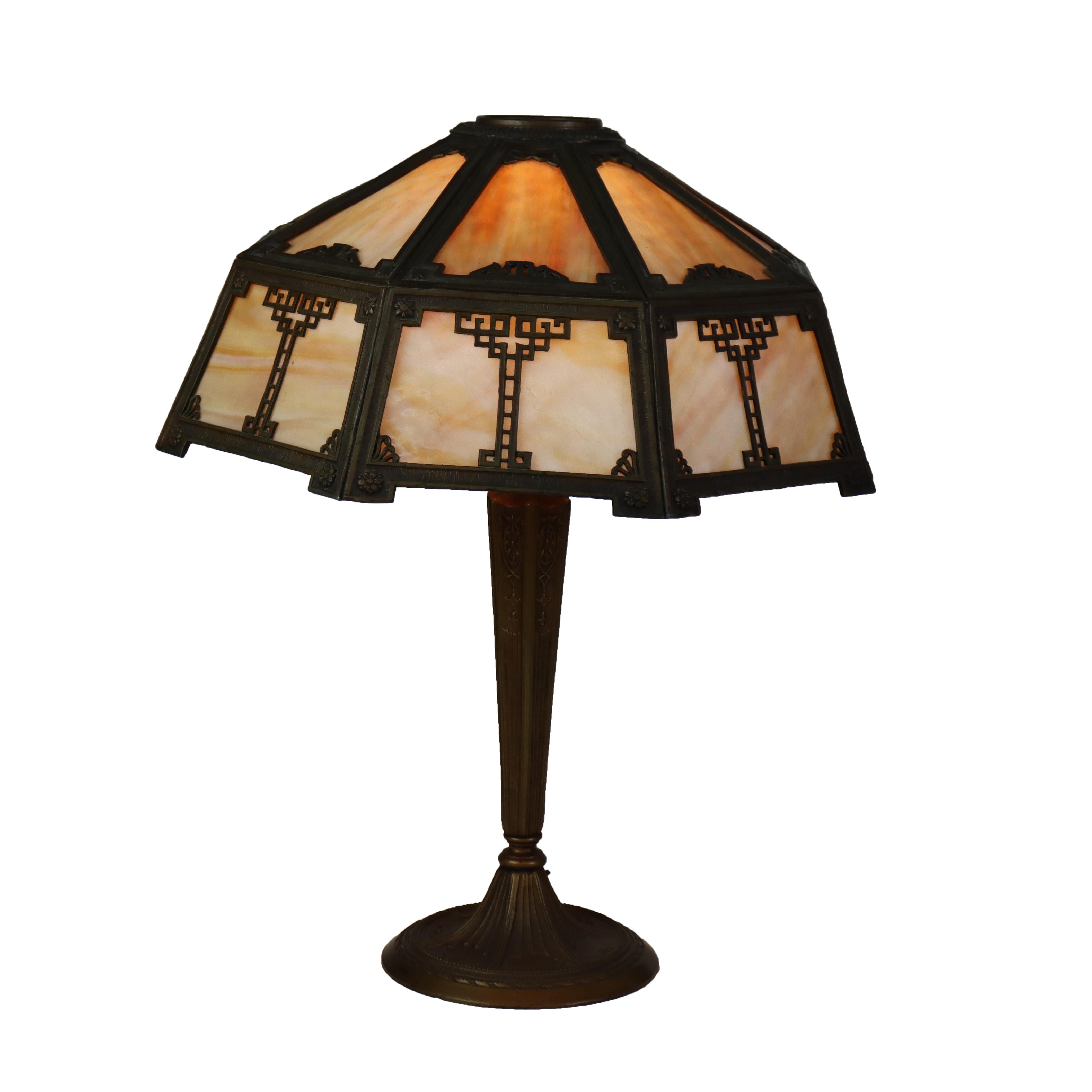Antike Arts & Crafts Schlacke Glas Tischlampe C1910 (Marmoriertes Glas) im Angebot