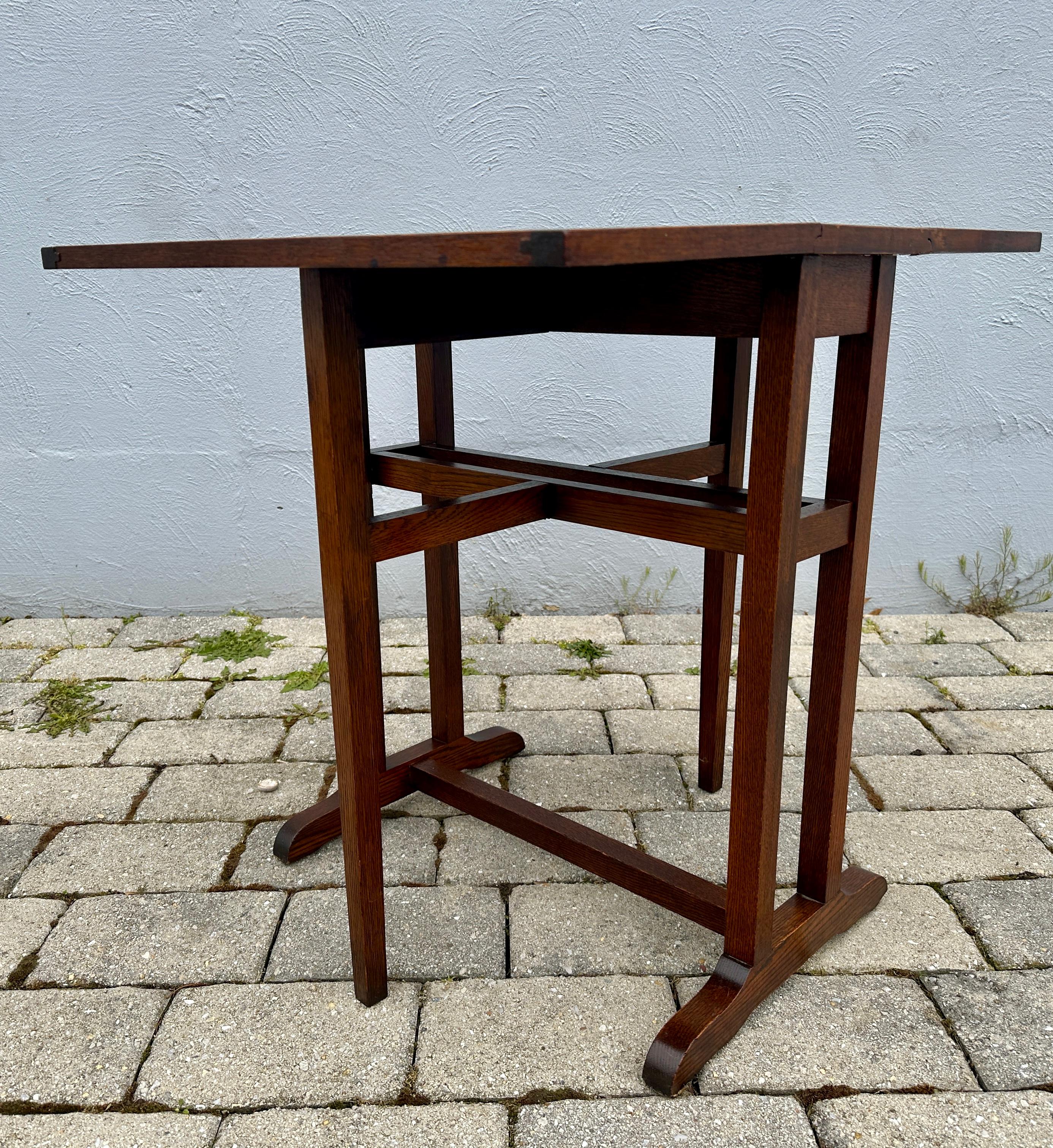 Petite table à abattant Arts & Crafts d'époque Stickley en vente 4
