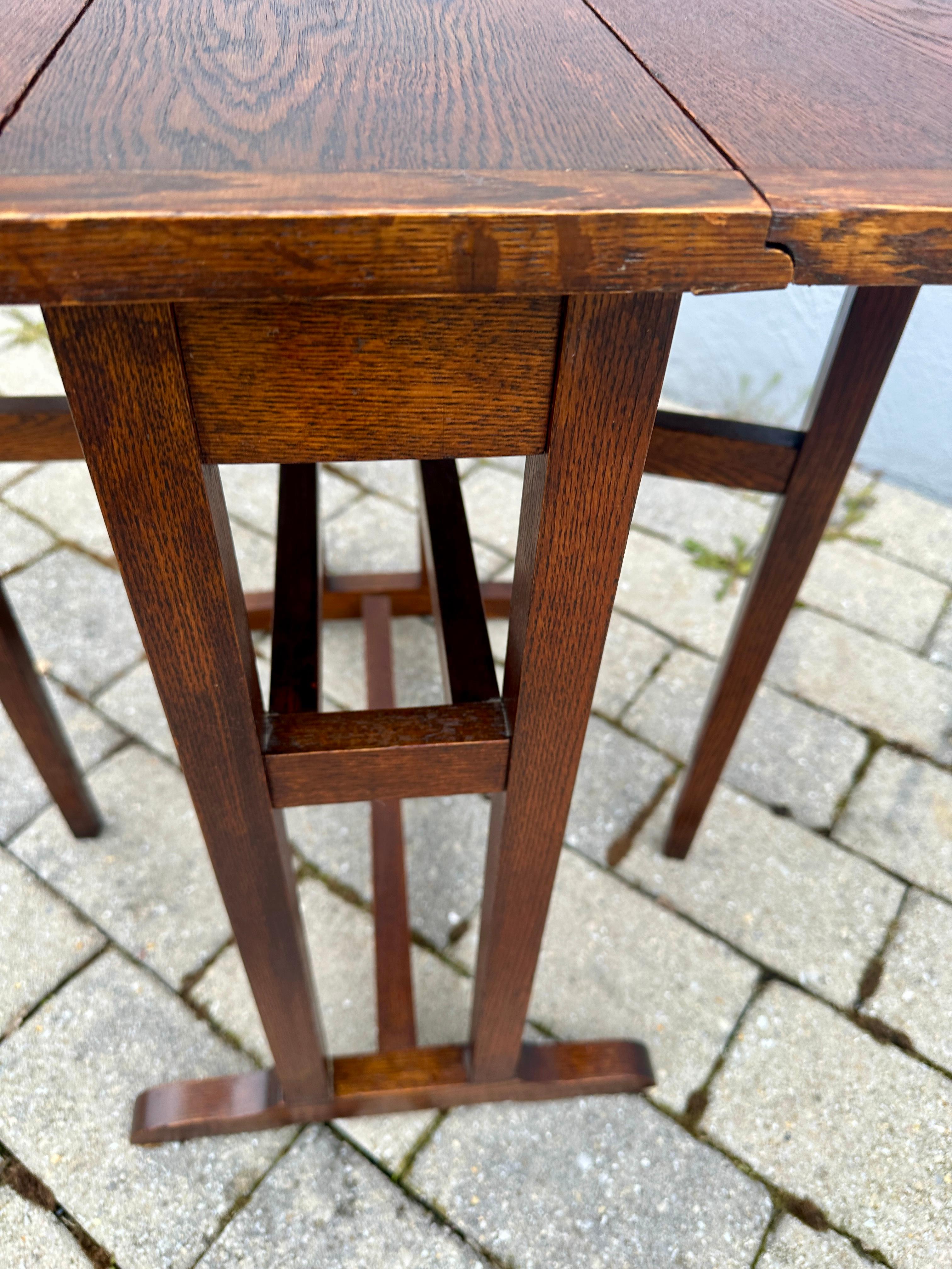 Petite table à abattant Arts & Crafts d'époque Stickley en vente 6