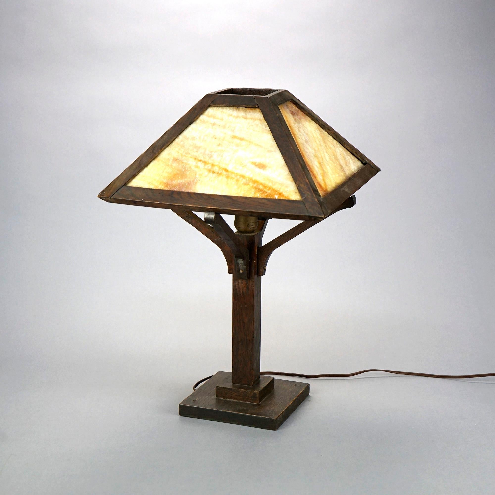 American Antique Arts & Crafts Stickley Prairie School Slag Glass & Oak Table Lamp, C1910