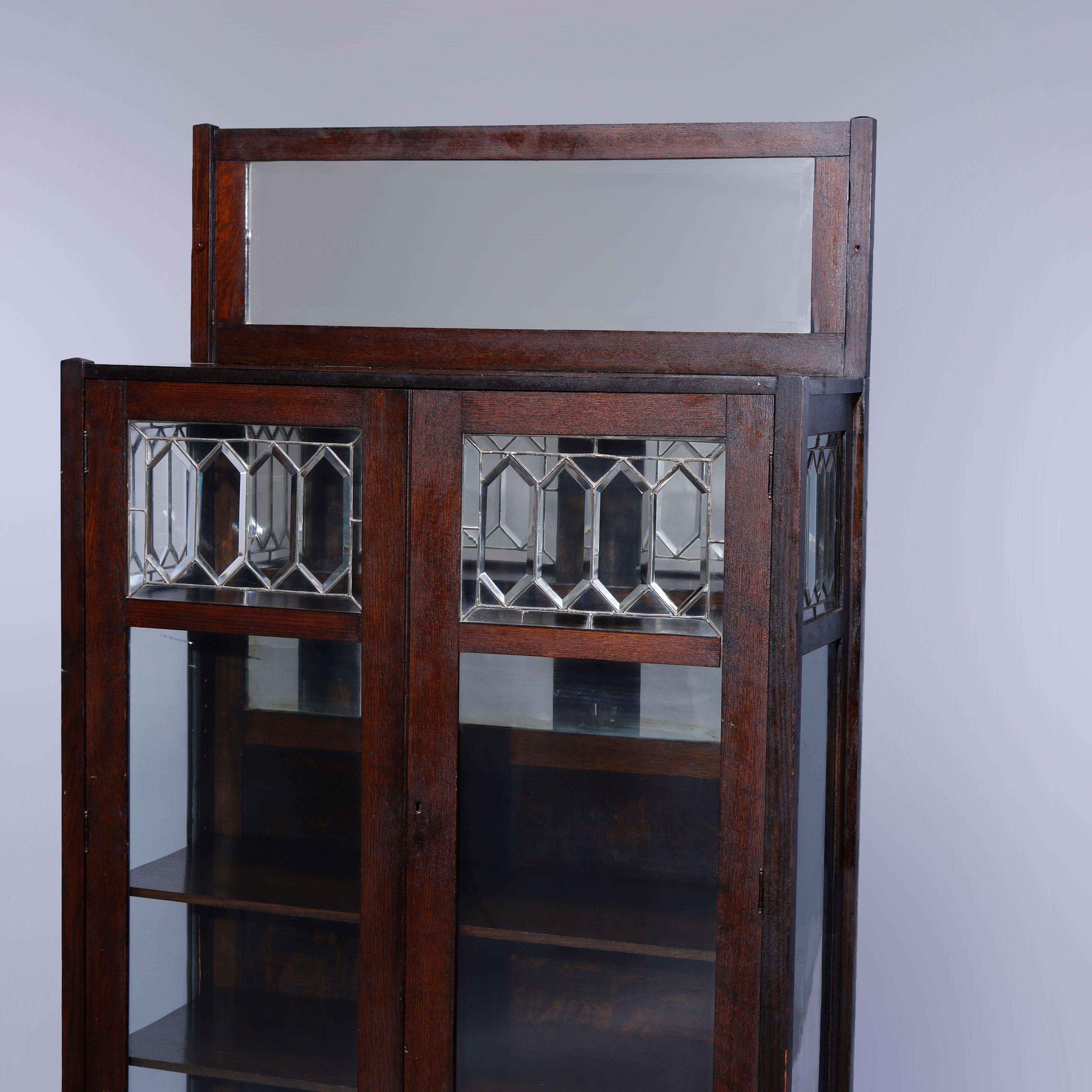 American Antique Arts & Crafts Stickley School Mission Oak & Leaded Glass Cabinet, c1910
