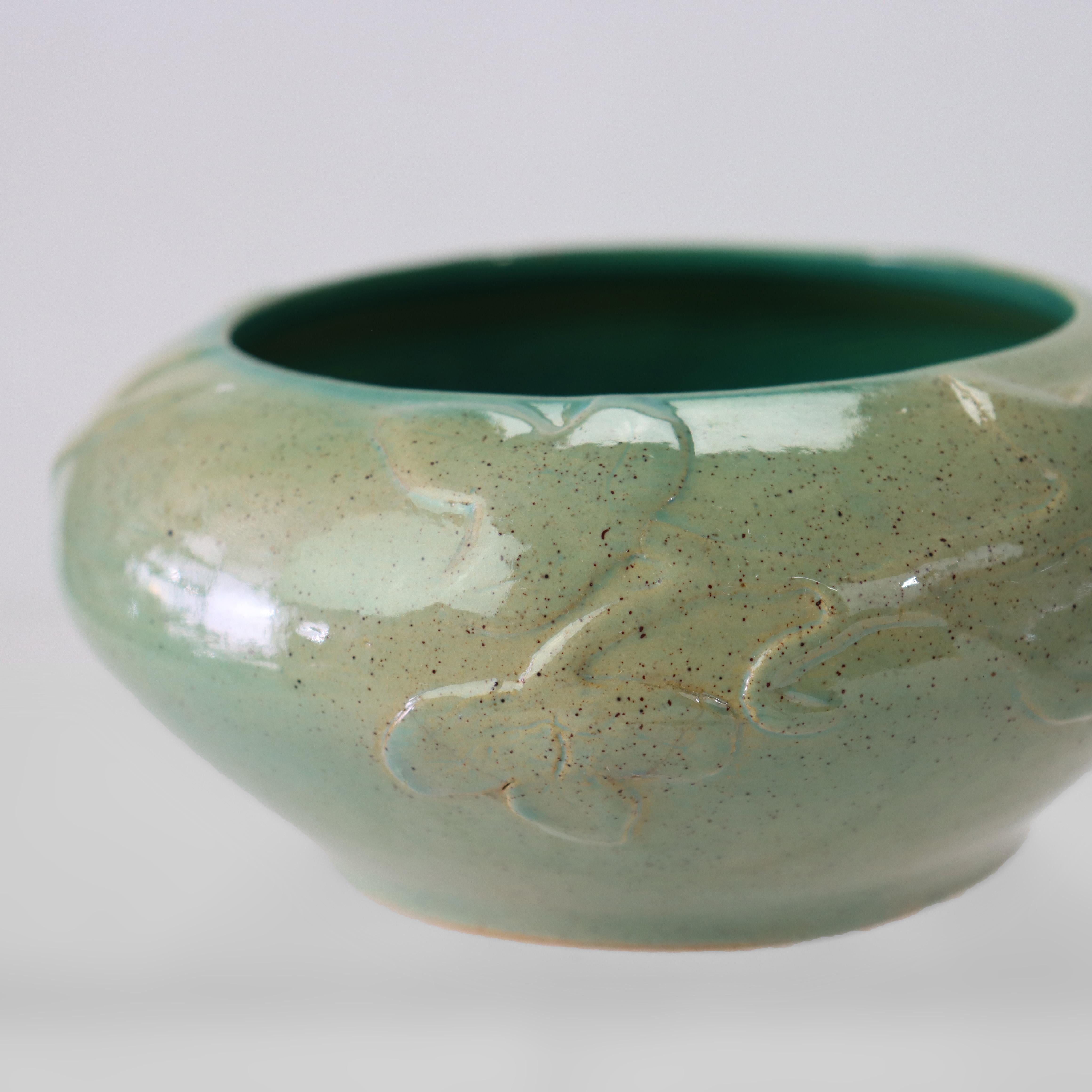 Antique Arts & Crafts Studio Pottery Low Bowl Signed C1910 In Good Condition For Sale In Big Flats, NY