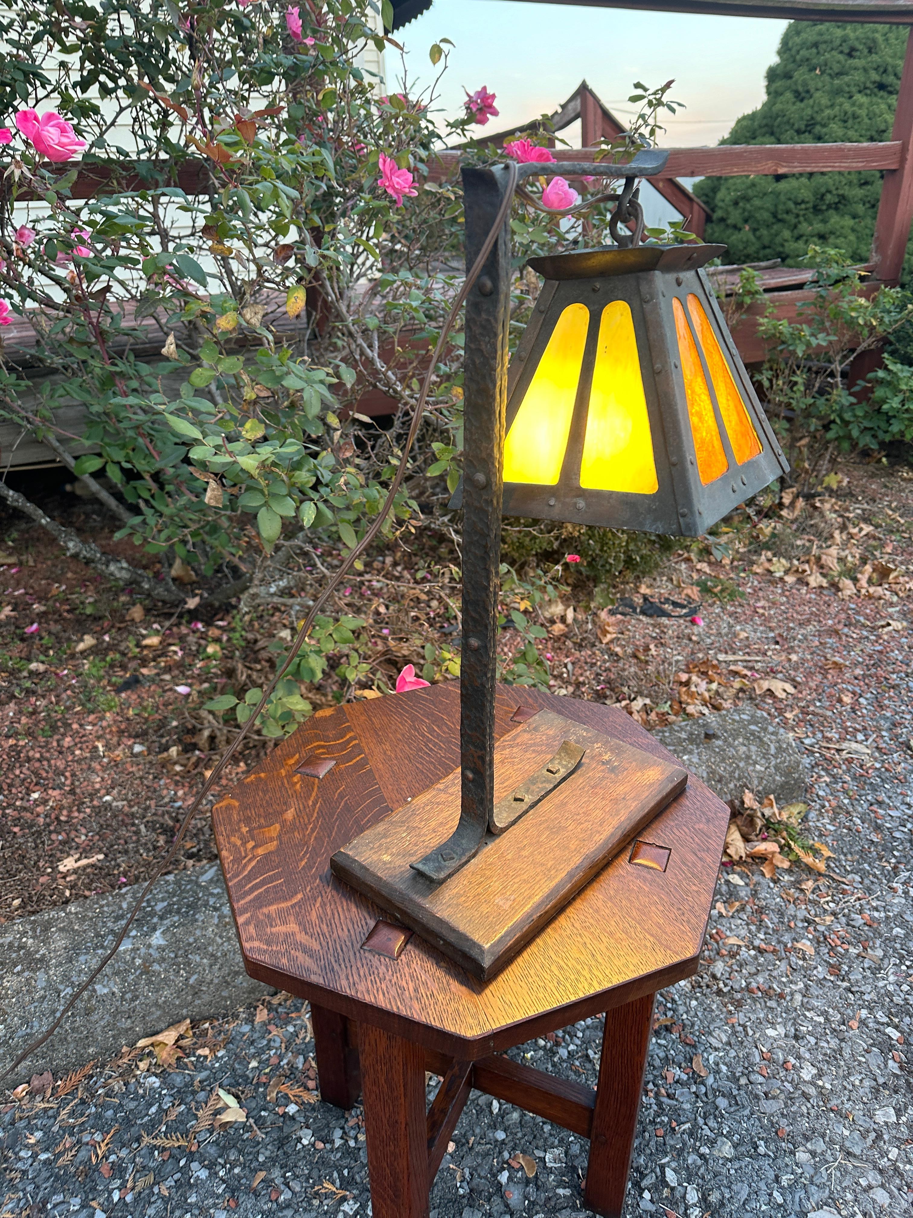 Lampada da tavolo antica Arts & Crafts nello stile di Gustav Stickley  w5240 3