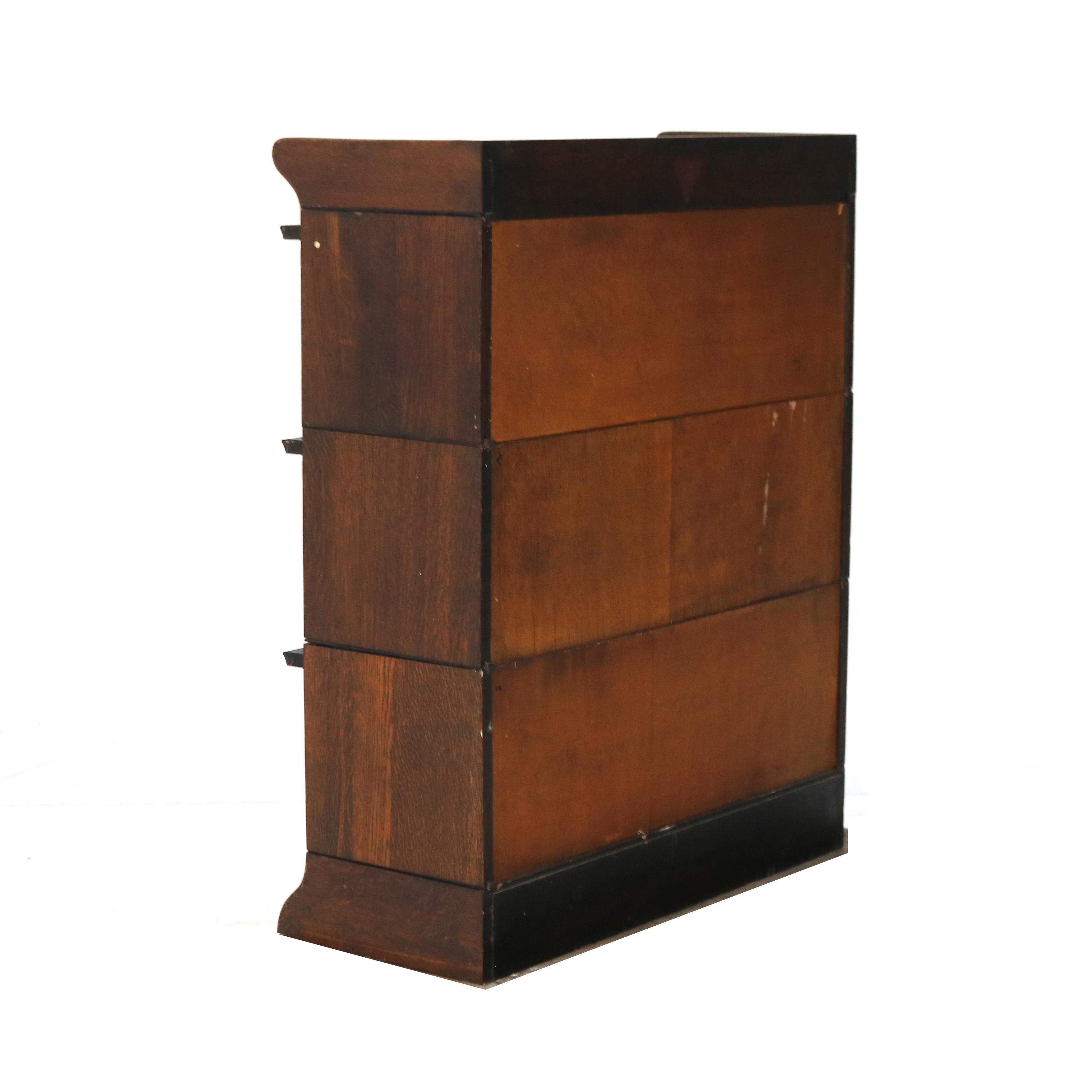 XX secolo Libreria barrister a tre pile in Oak C1920 in vendita