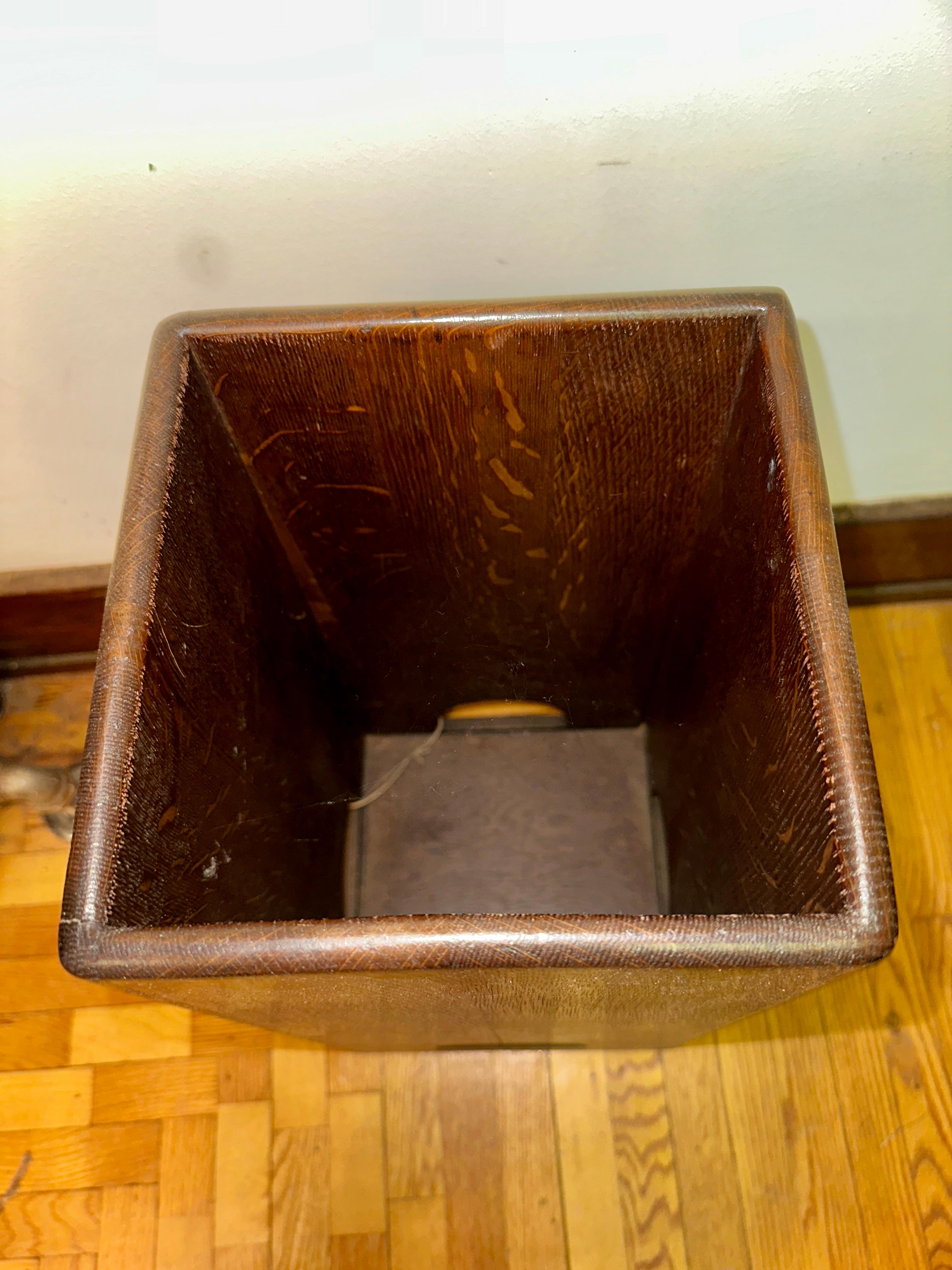 Antico  Portaombrelli A&C di Brooks, modello 228 - W4984  Vendita dell'epoca Stickley in vendita 8