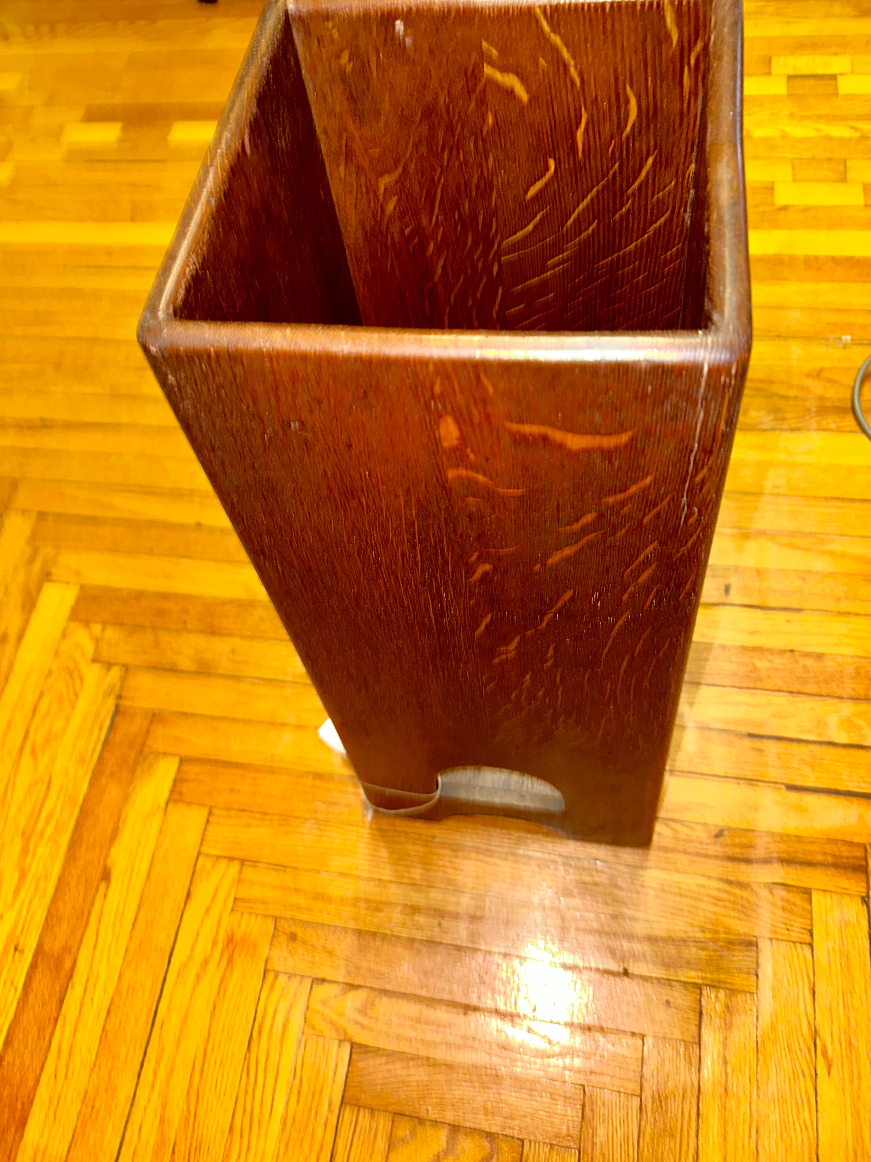 Antico  Portaombrelli A&C di Brooks, modello 228 - W4984  Vendita dell'epoca Stickley in vendita 1