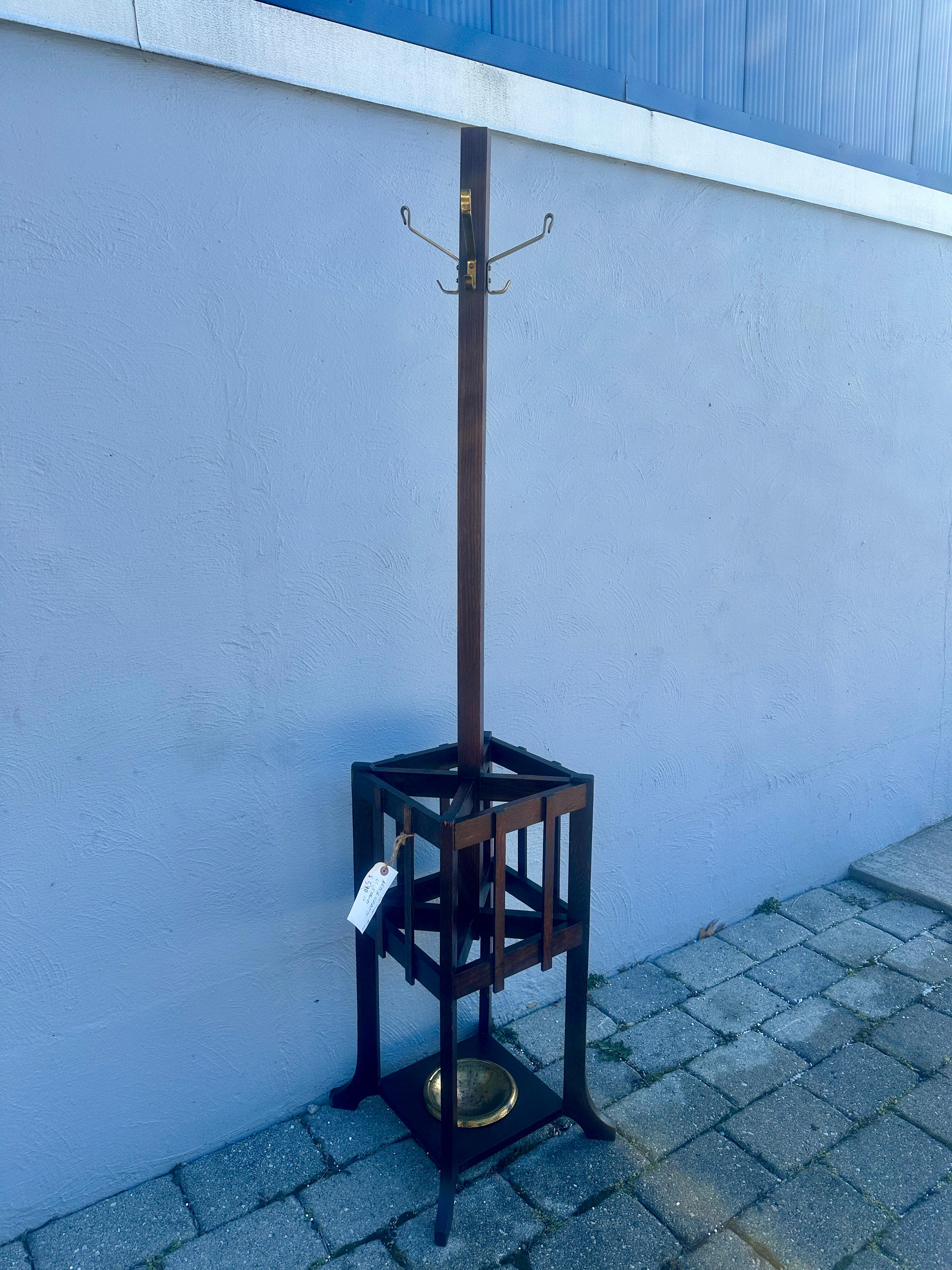 Antique Arts & Crafts Umbrella Stand - Stickley Era - W7266            EXTRA OFF In Good Condition For Sale In Shamokin Dam, PA