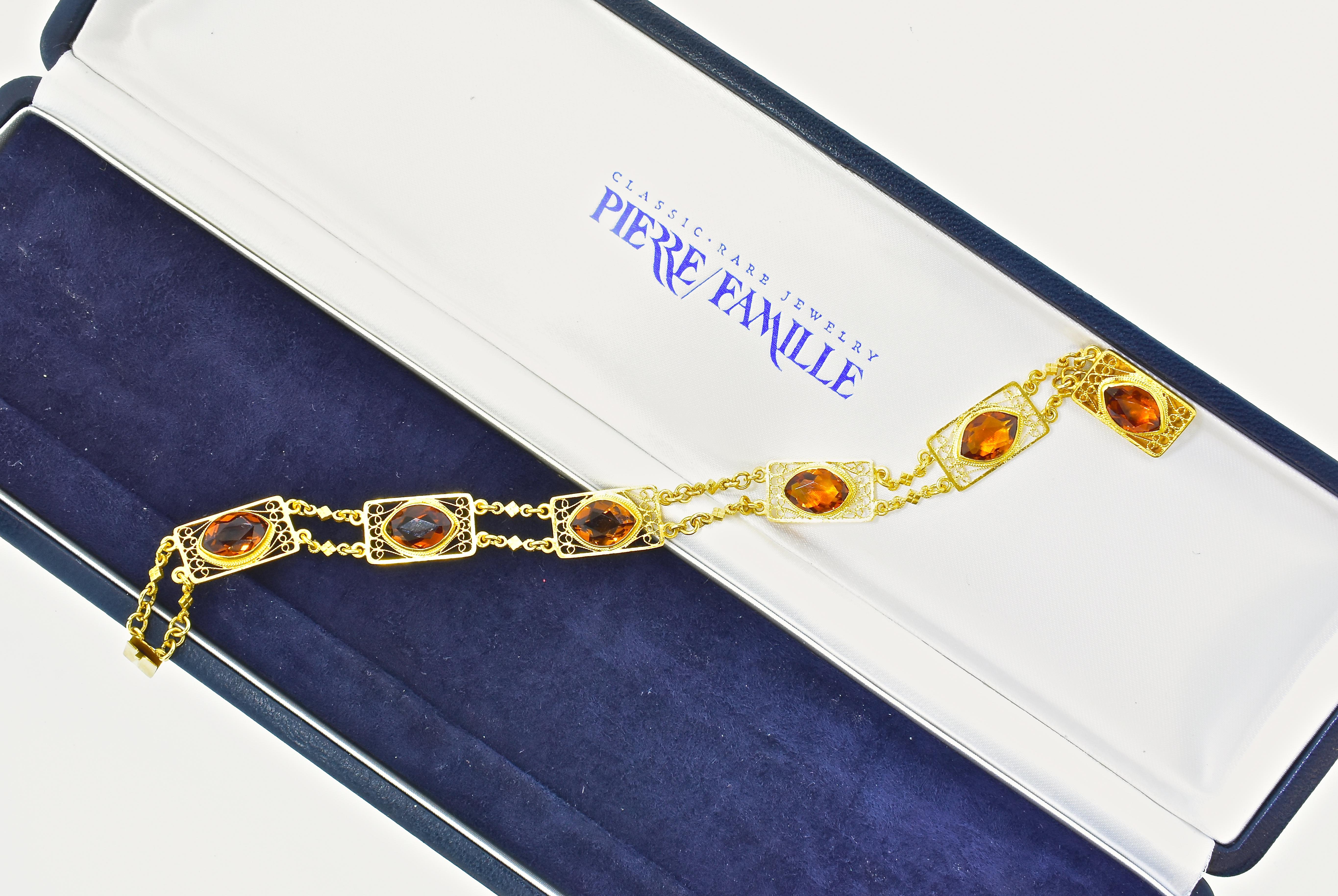 Antique Arts & Crafts Vintage Gold and Citrine Bracelet, circa 1905 In Excellent Condition In Aspen, CO