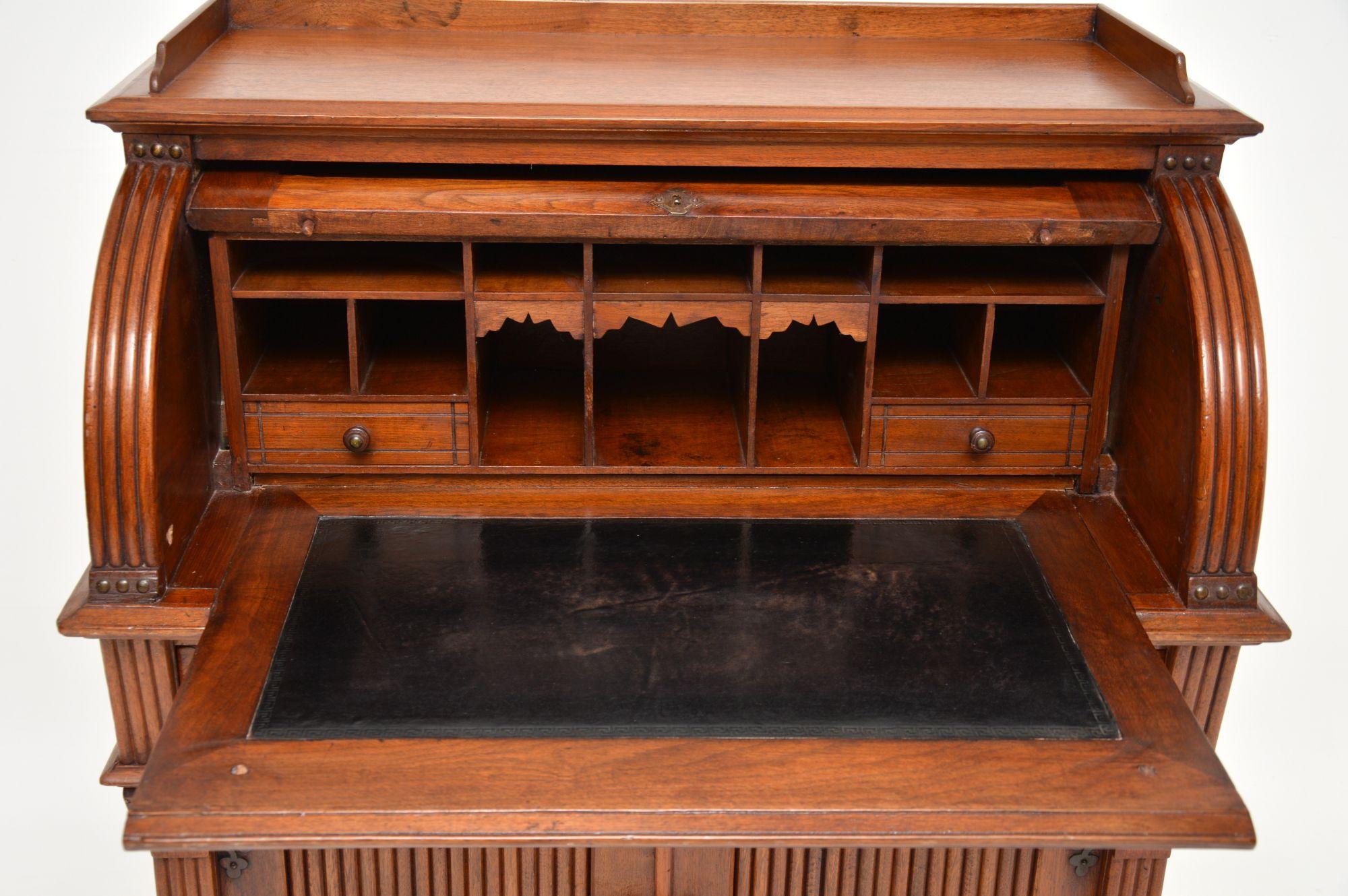 Antique Arts & Crafts Walnut Tambour Top Desk / Bureau In Good Condition In London, GB