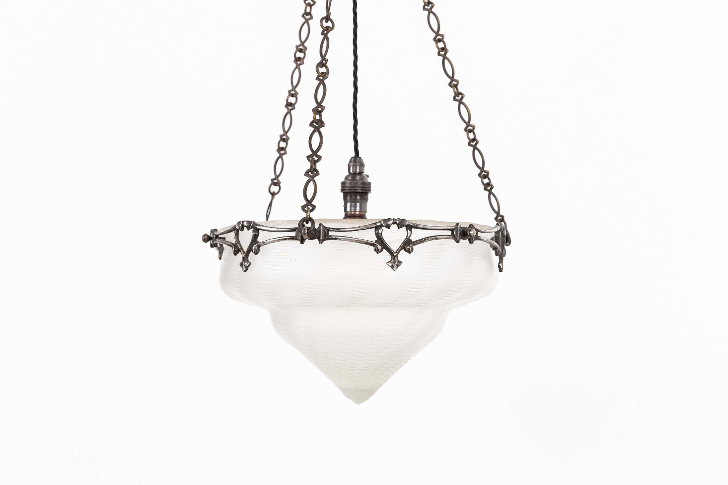 Antike Kunst & Handwerk W.A.S. Benson / Powell Glas Plafonnier Licht. C.1900 (Gepresst) im Angebot