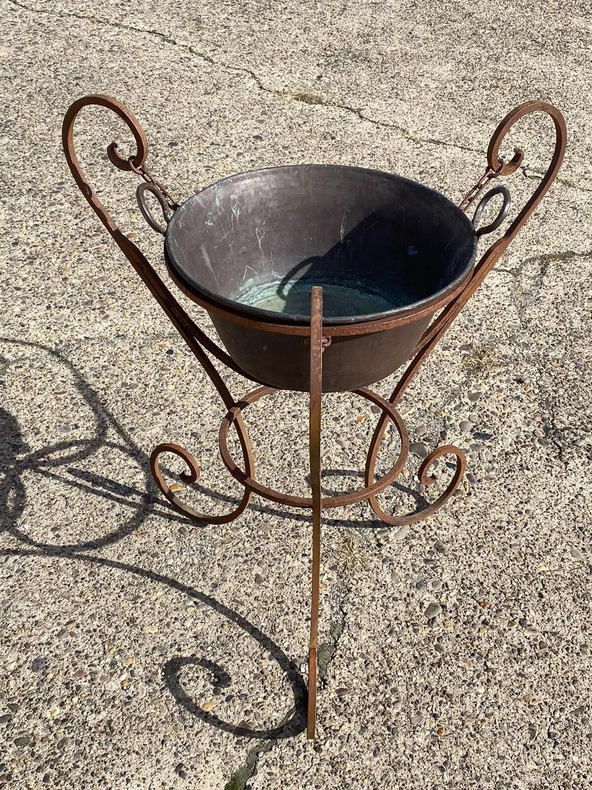 Antique Arts & Crafts Wrought Iron Party Tub Copper Pot Champagne Wine Chiller For Sale 6